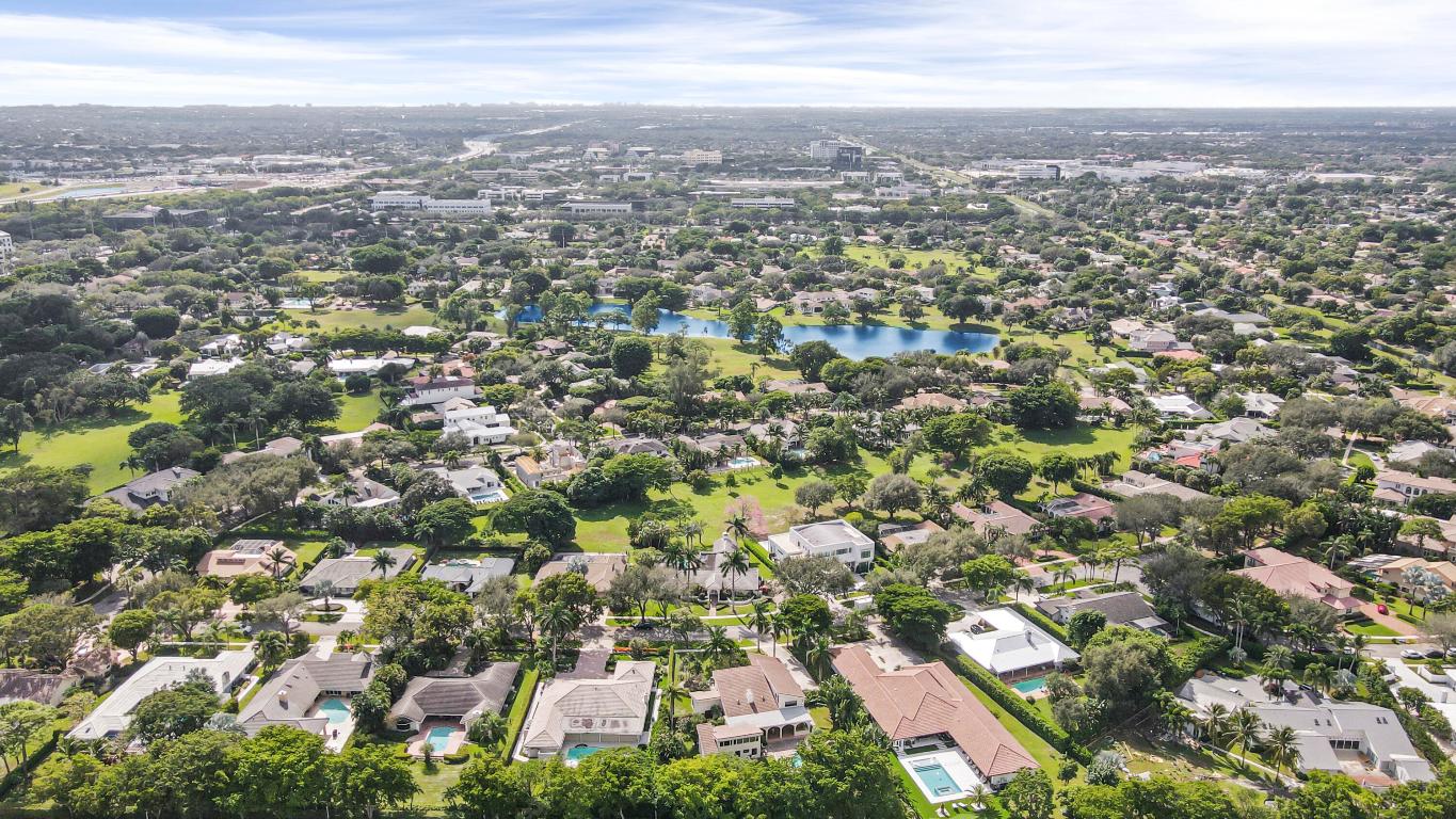 2903 Banyan Boulevard Circle NW