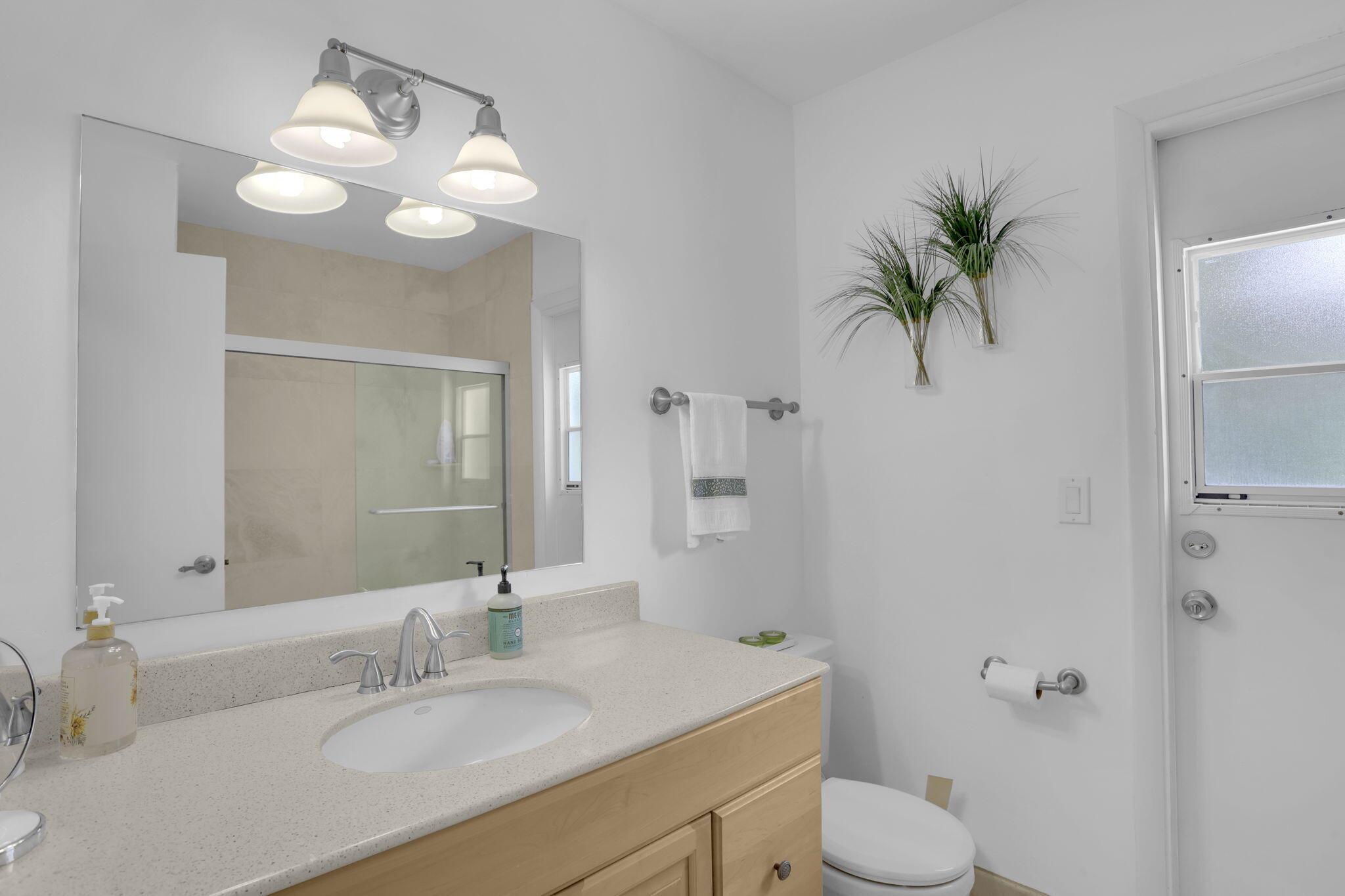 2439 NW 30th Street