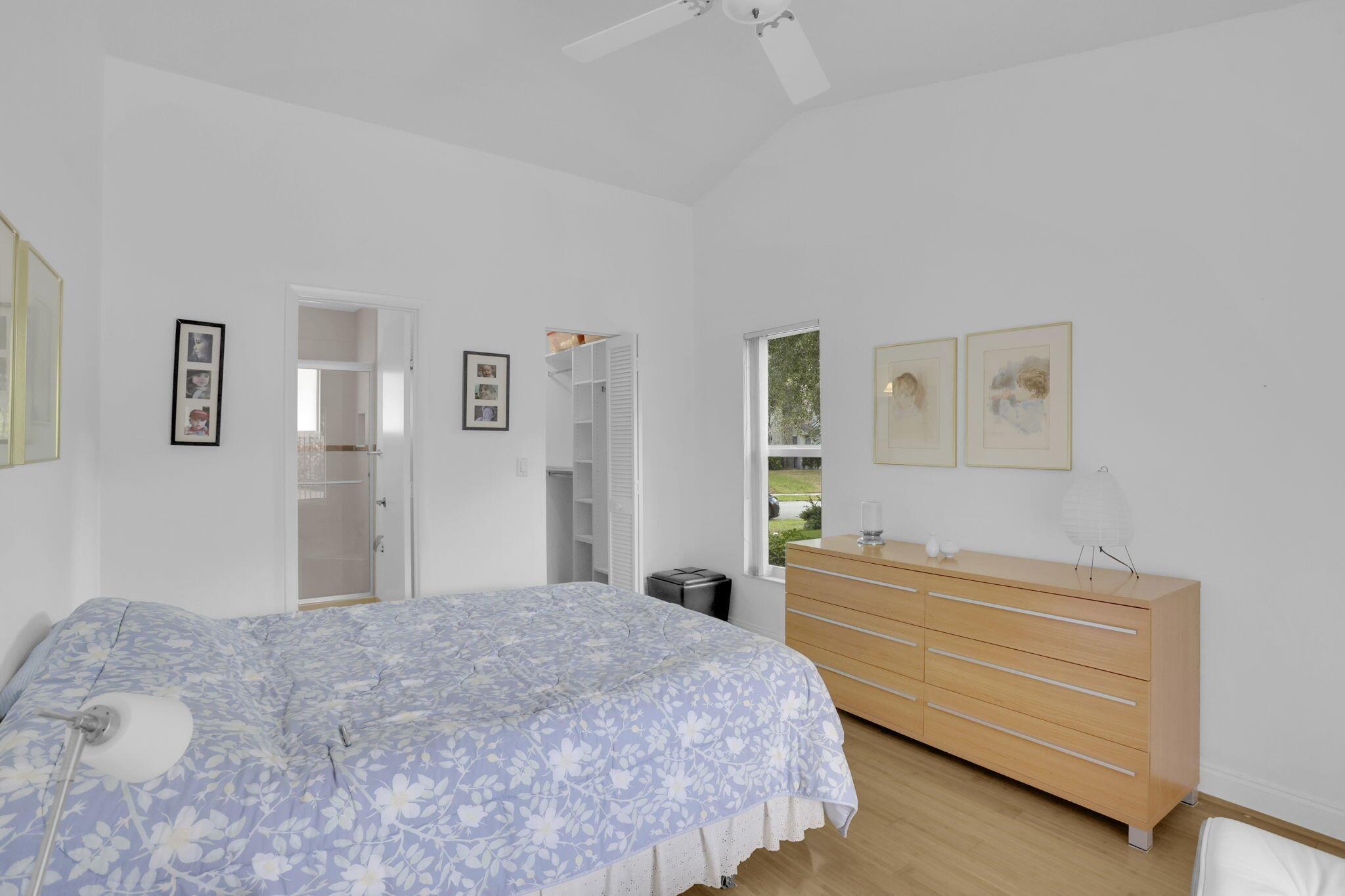 2439 NW 30th Street