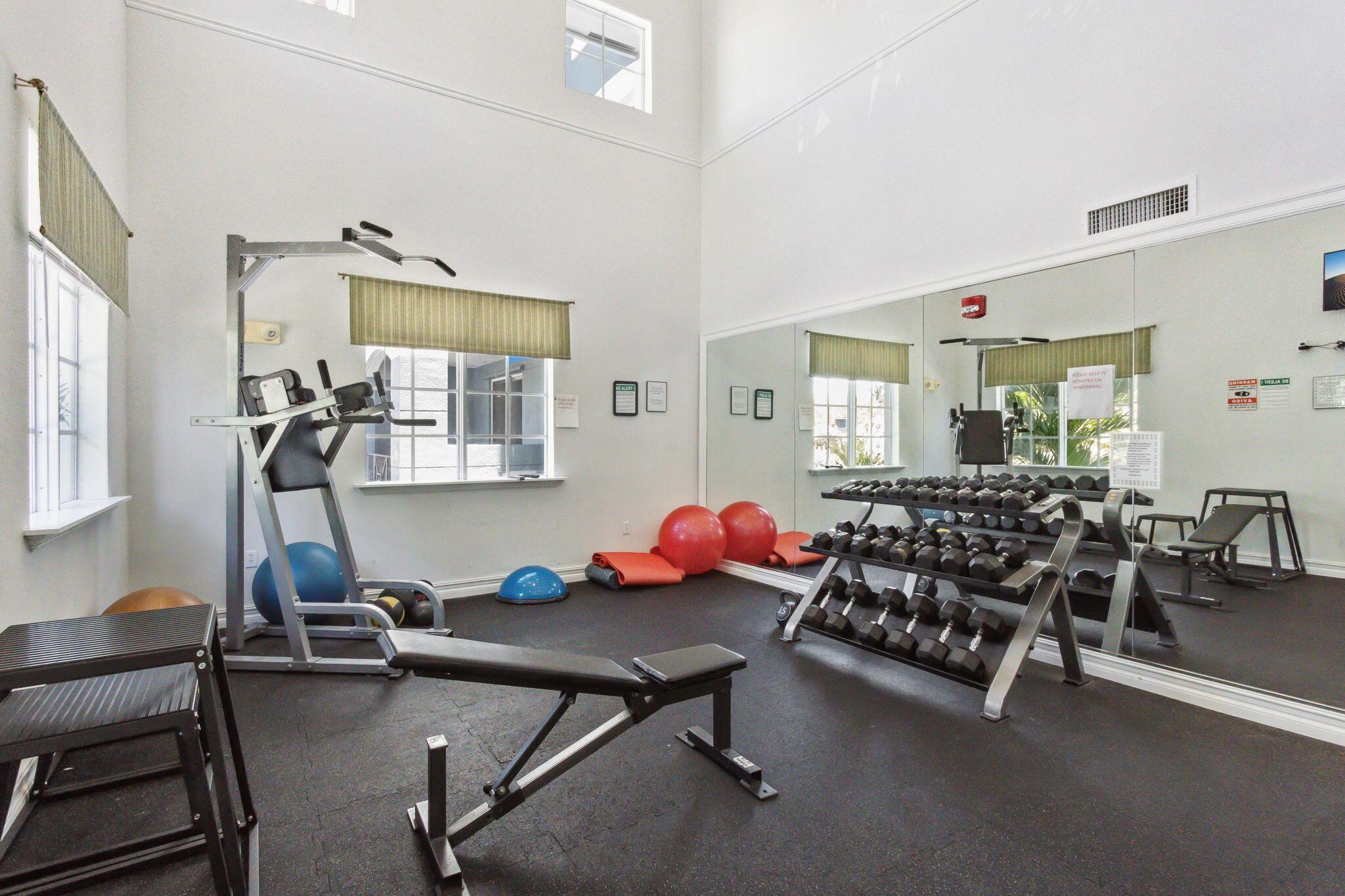 250 NE 3rd Avenue 1414