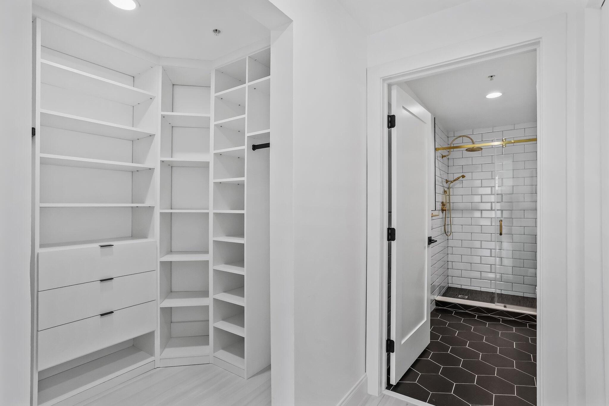 250 NE 3rd Avenue 1414