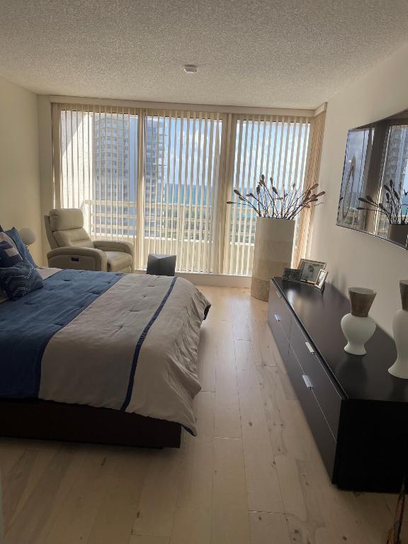 4101 N Ocean Boulevard 1002