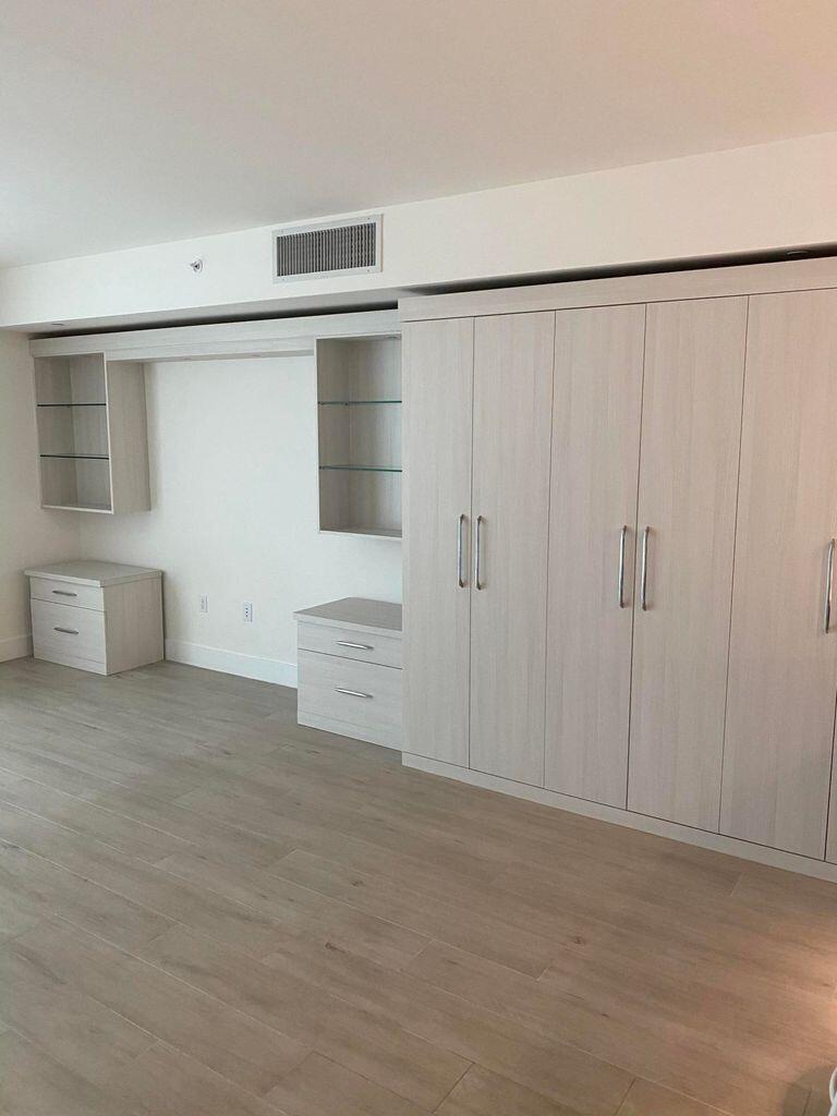 111 SE 1st Avenue 218