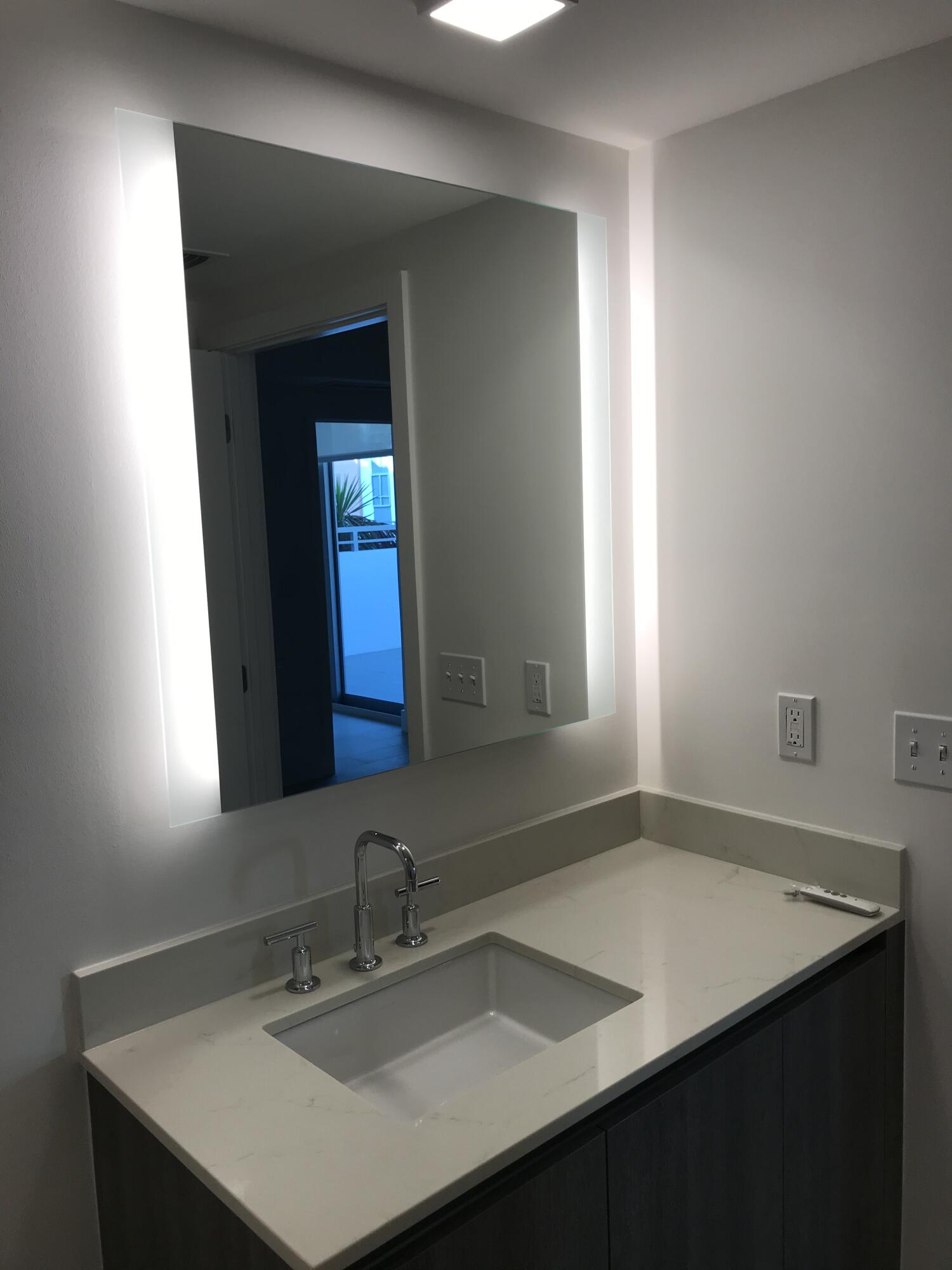 111 SE 1st Avenue 311