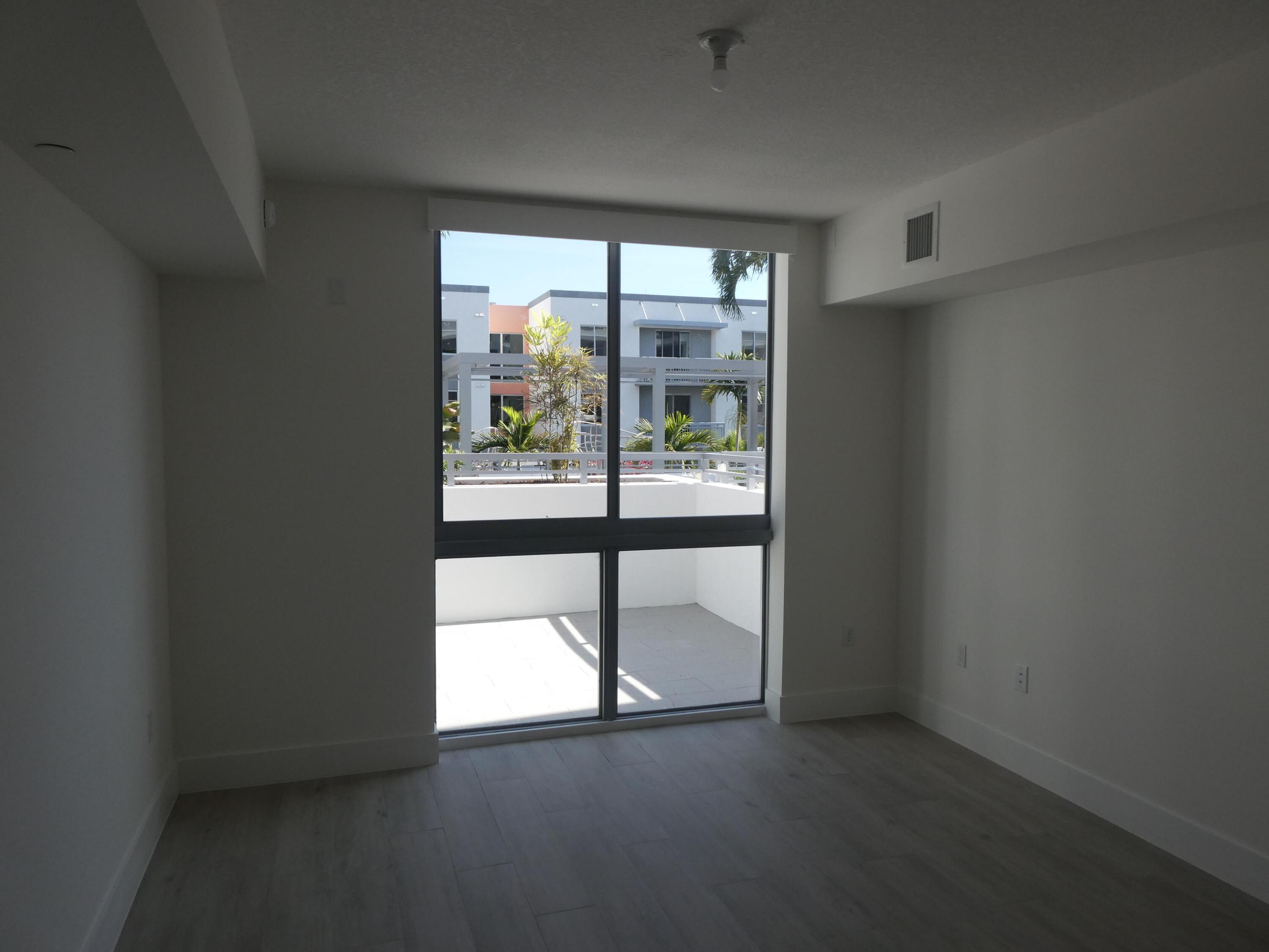 111 SE 1st Avenue 311