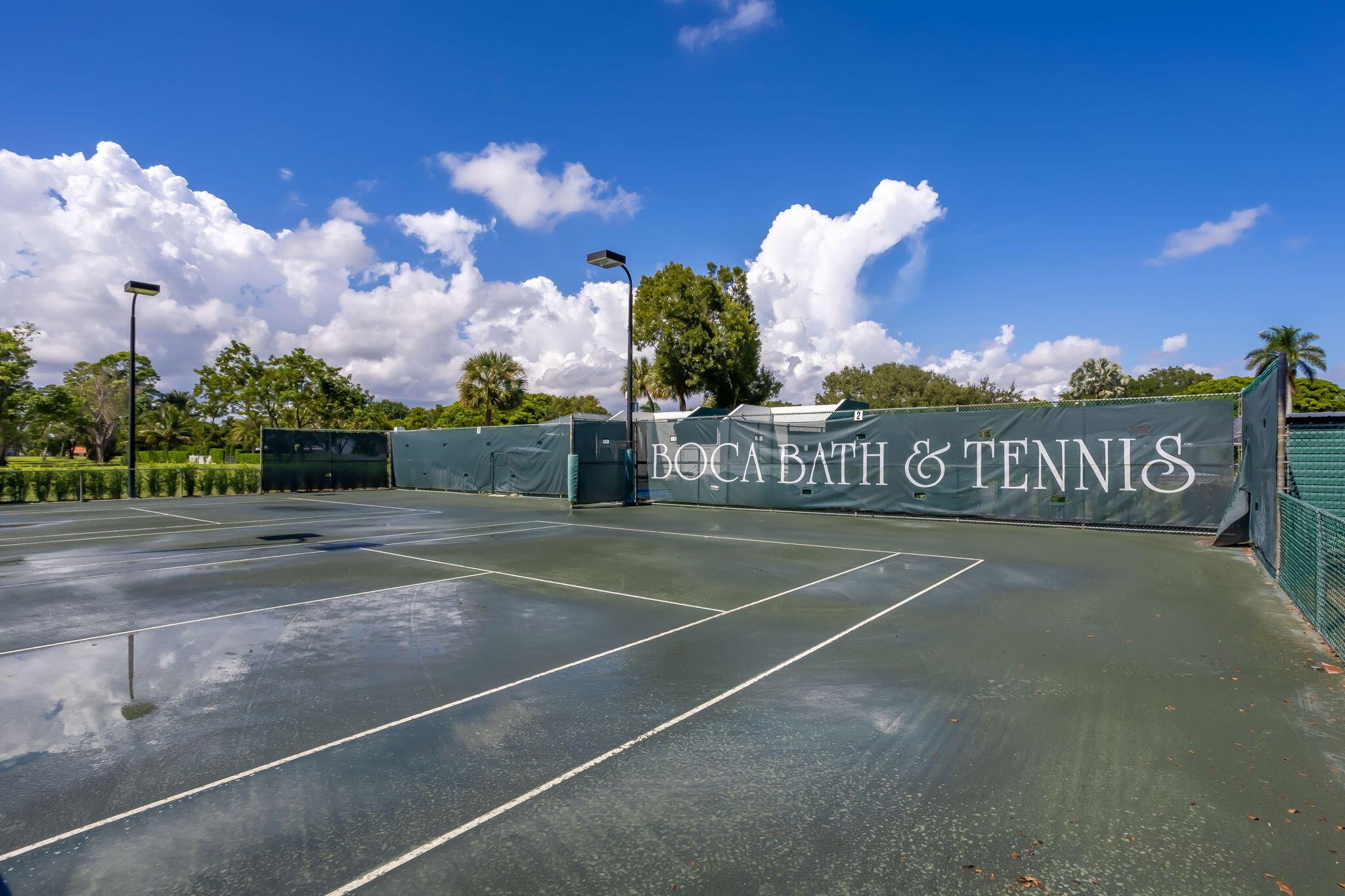 2903 Banyan Boulevard Circle NW