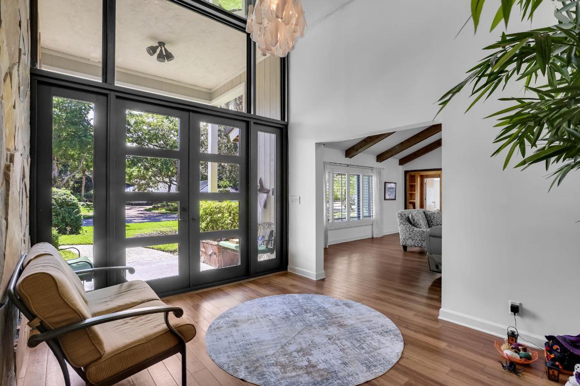 2903 Banyan Boulevard Circle NW