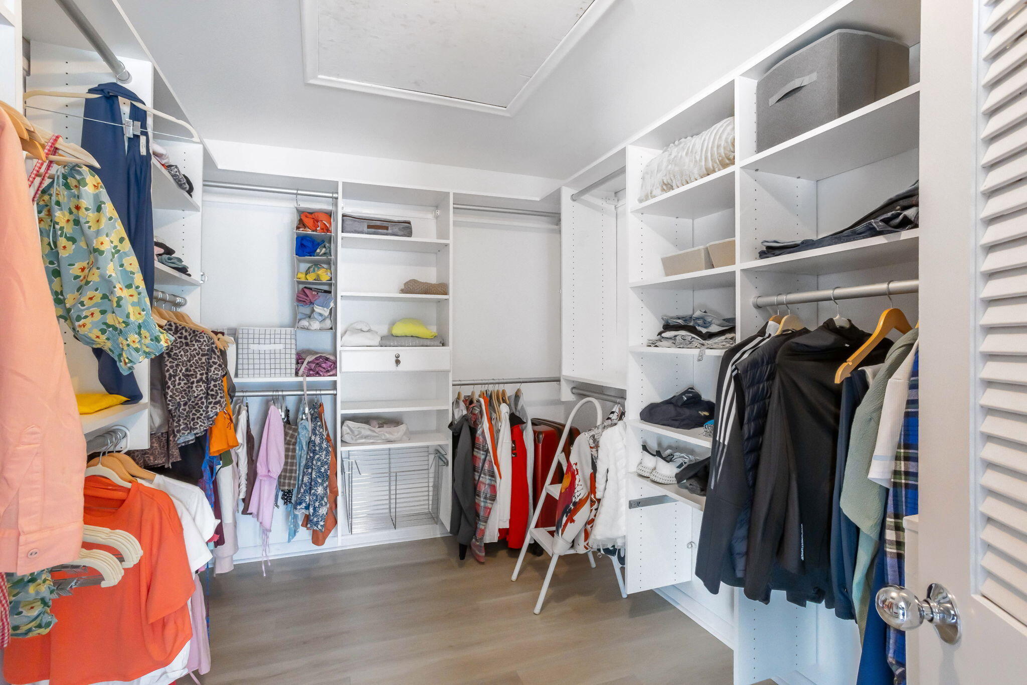 2903 Banyan Boulevard Circle NW