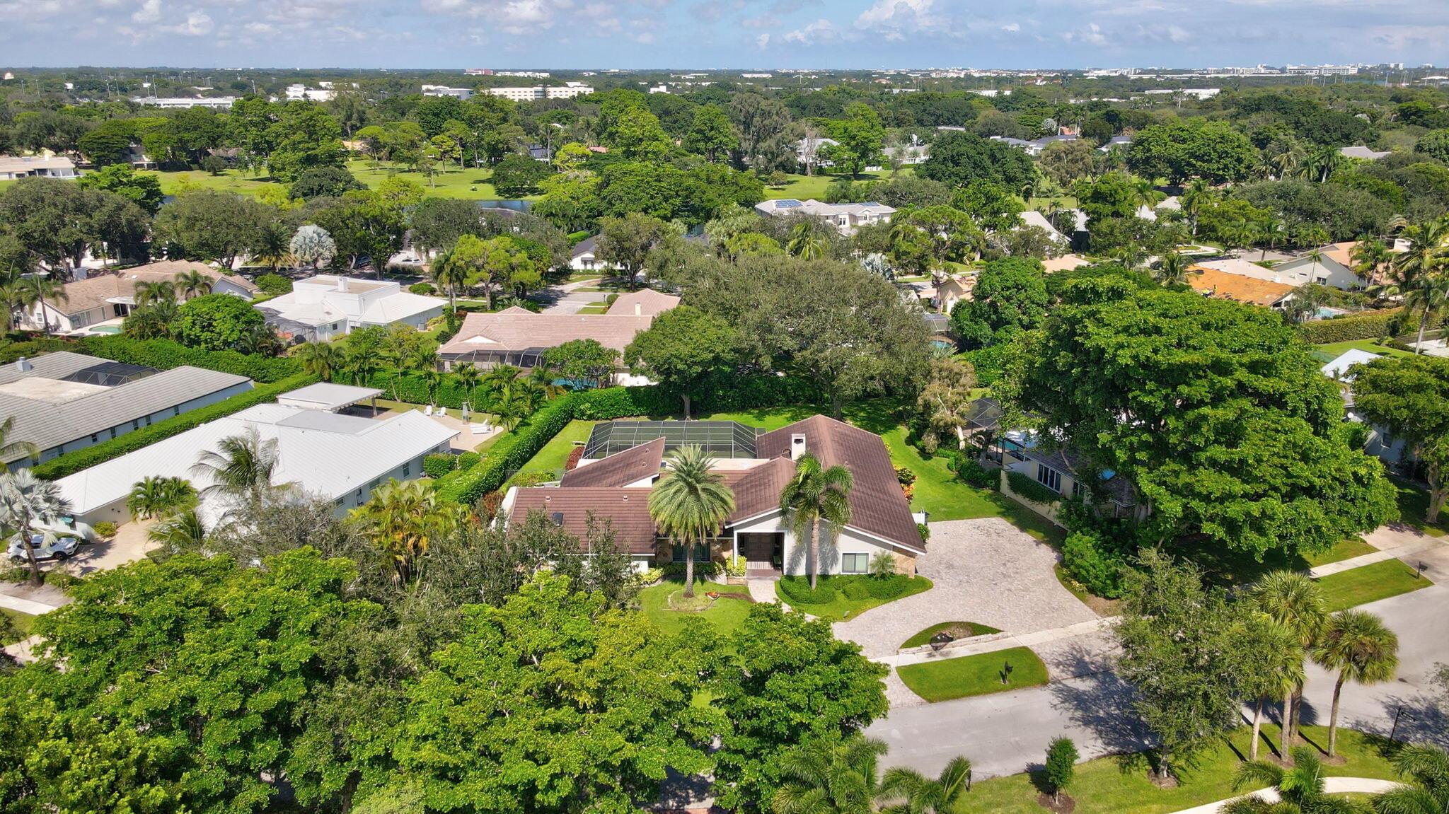 2903 Banyan Boulevard Circle NW