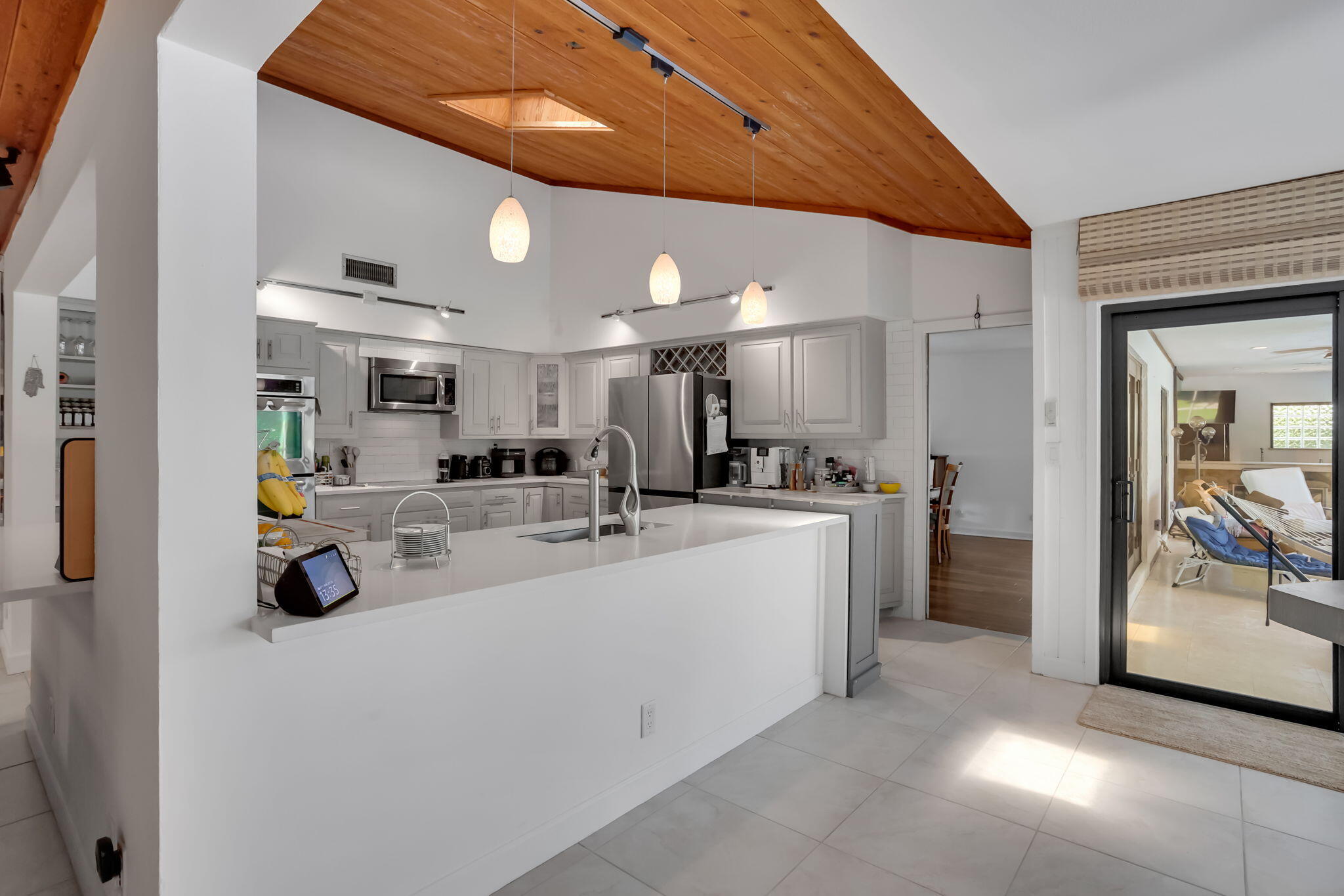 2903 Banyan Boulevard Circle NW