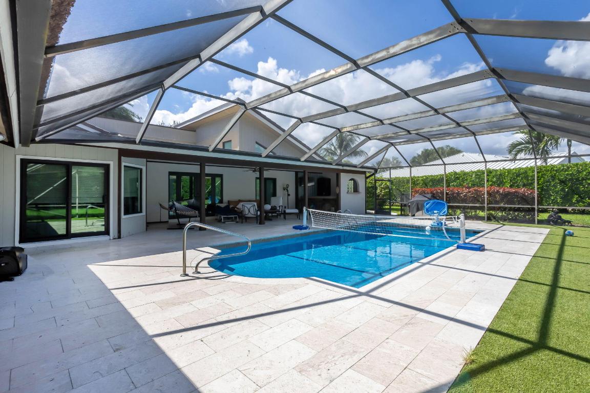 2903 Banyan Boulevard Circle NW