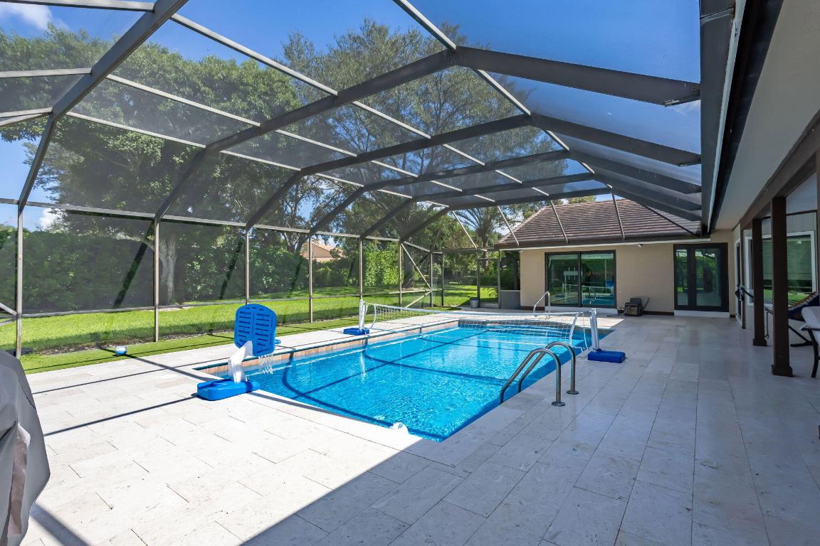 2903 Banyan Boulevard Circle NW