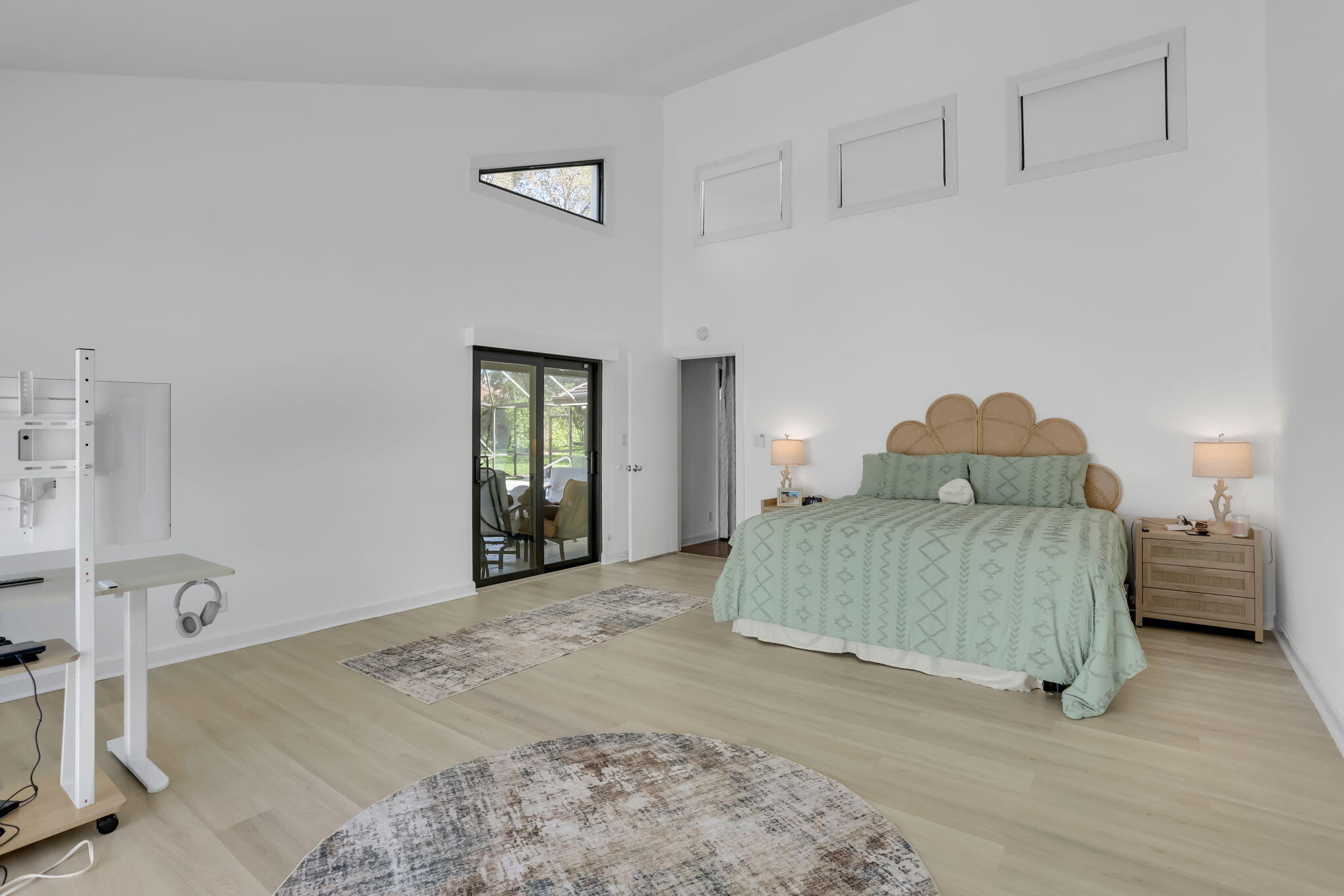 2903 Banyan Boulevard Circle NW