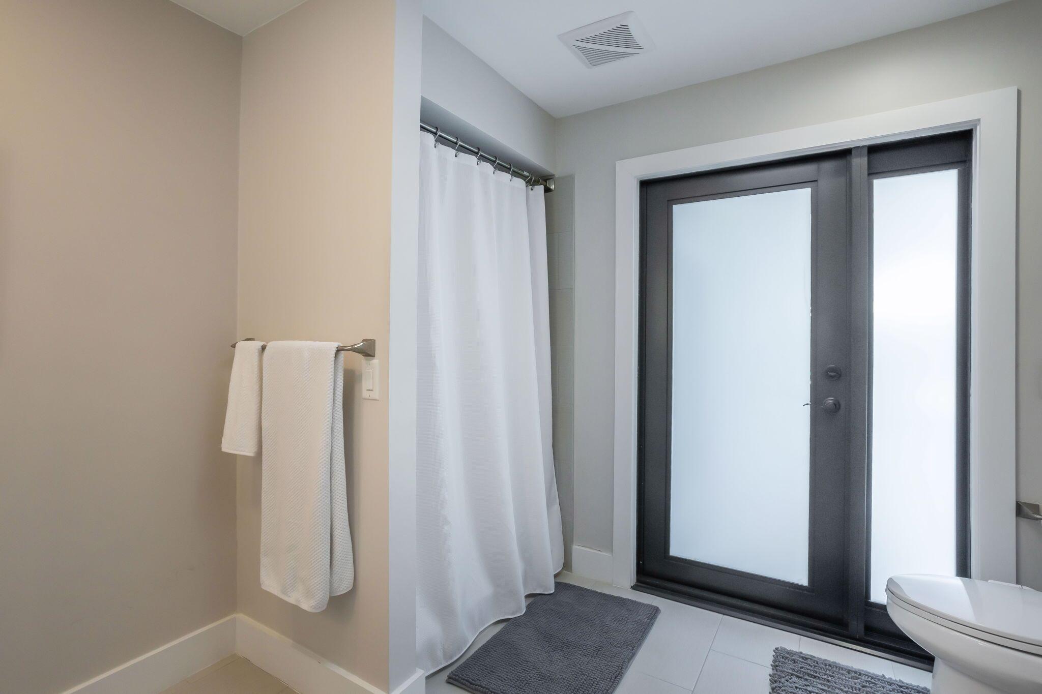 2903 Banyan Boulevard Circle NW