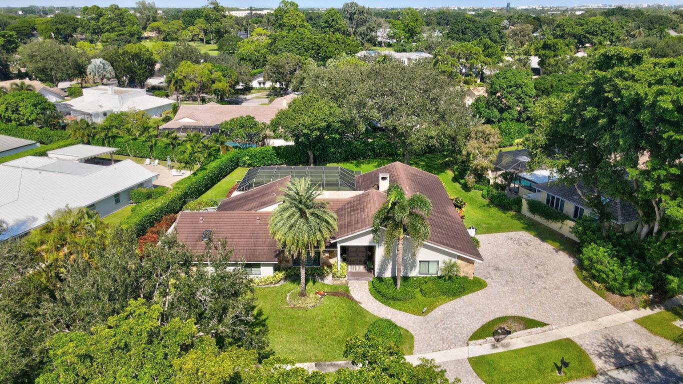 2903 Banyan Boulevard Circle NW