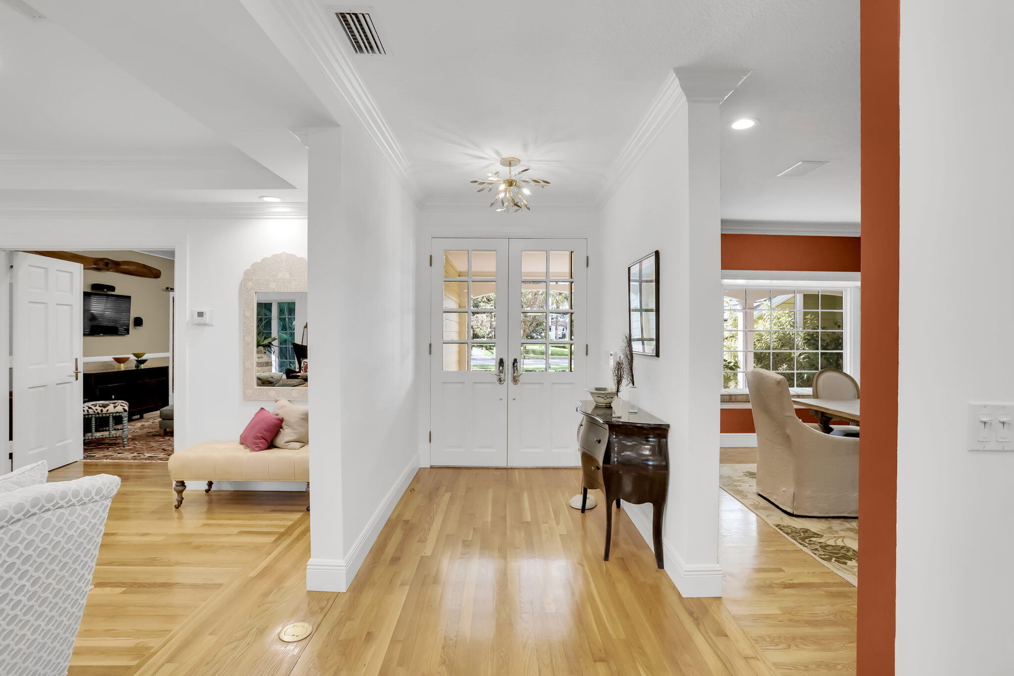 2883 Banyan Boulevard Circle NW