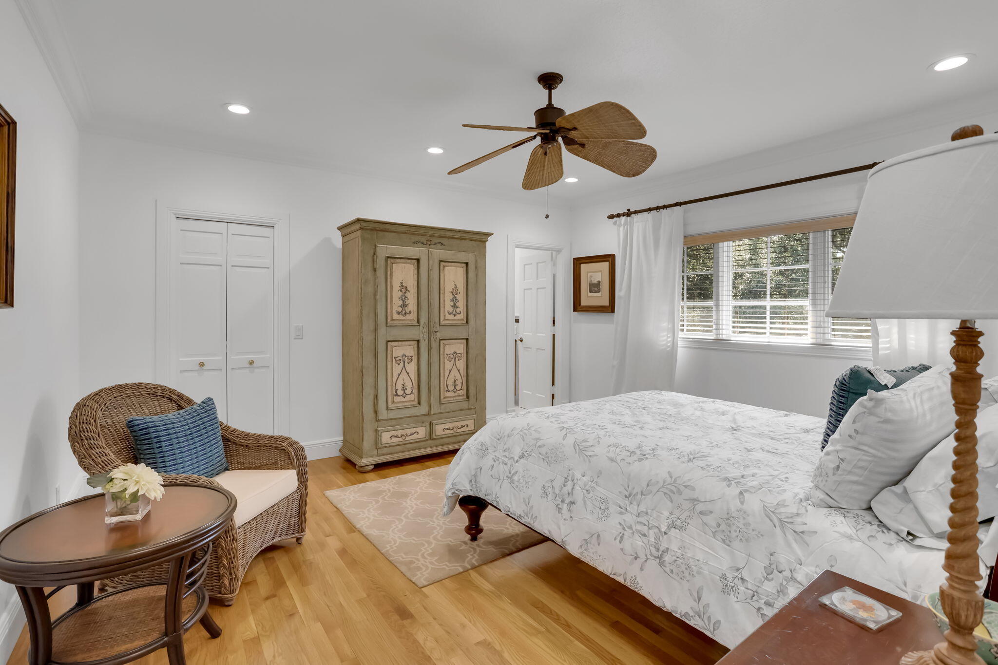 2883 Banyan Boulevard Circle NW