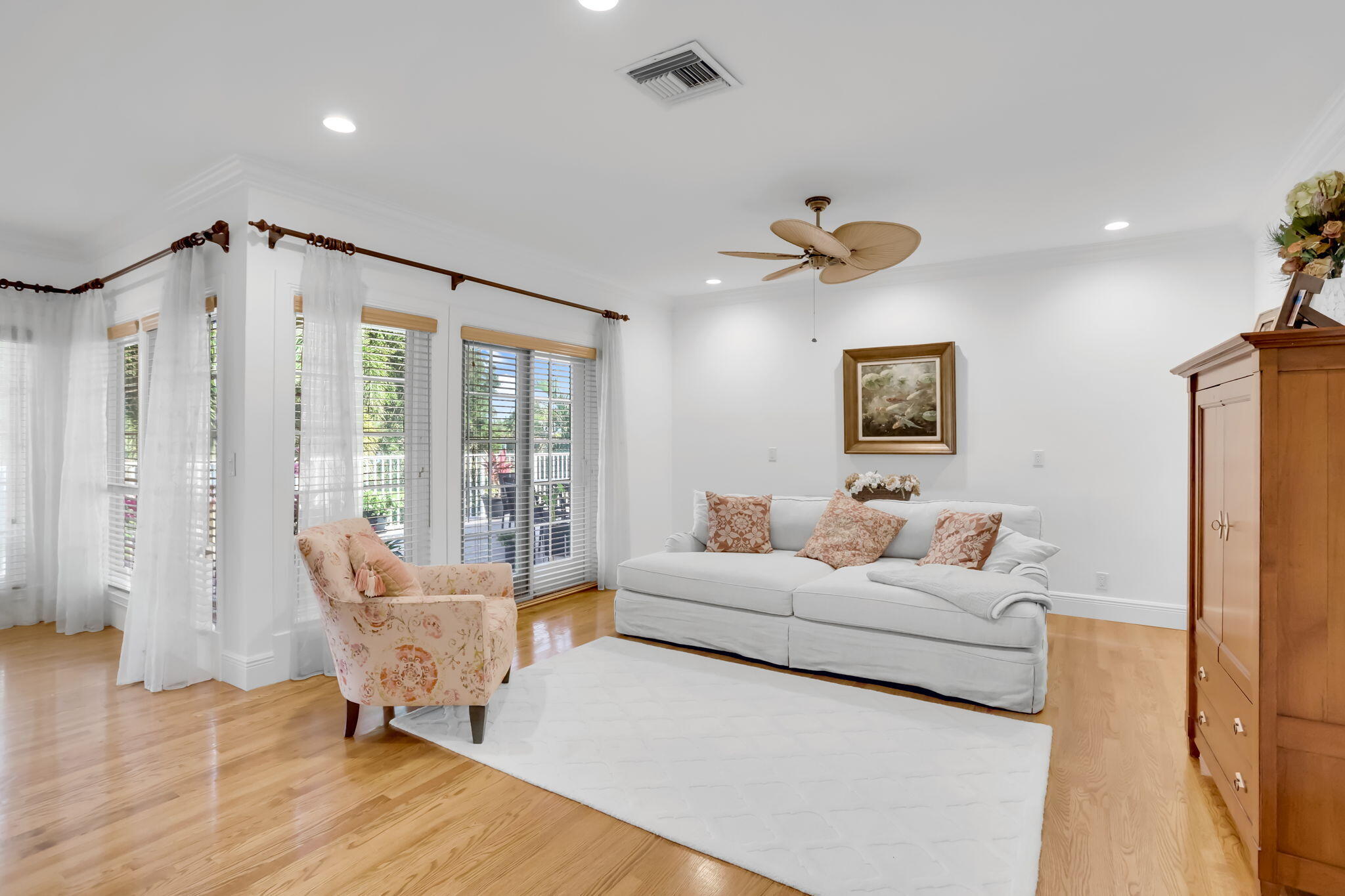 2883 Banyan Boulevard Circle NW