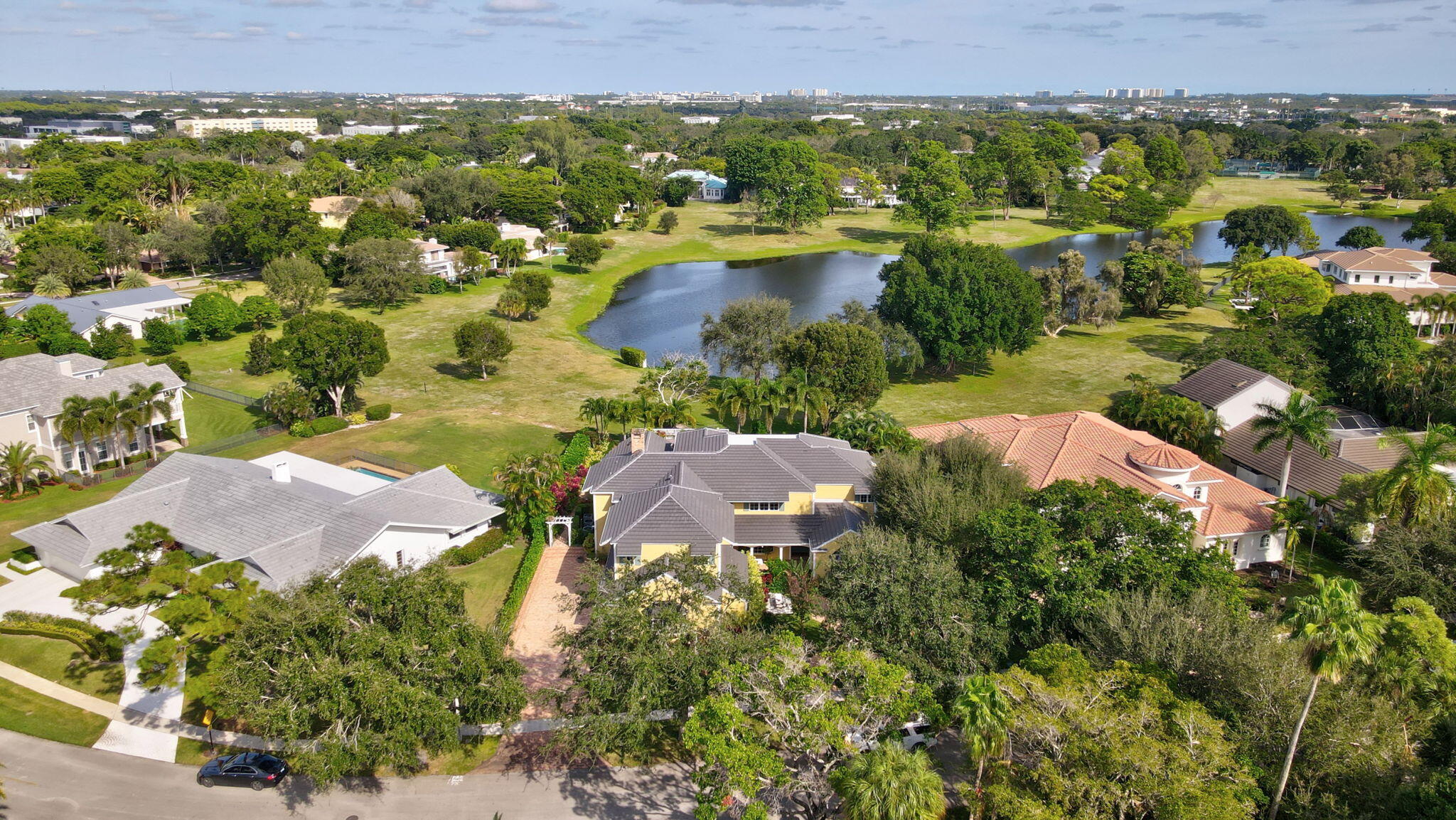 2883 Banyan Boulevard Circle NW