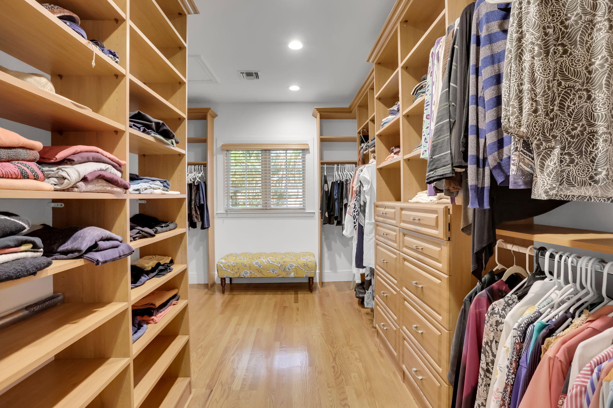 2883 Banyan Boulevard Circle NW