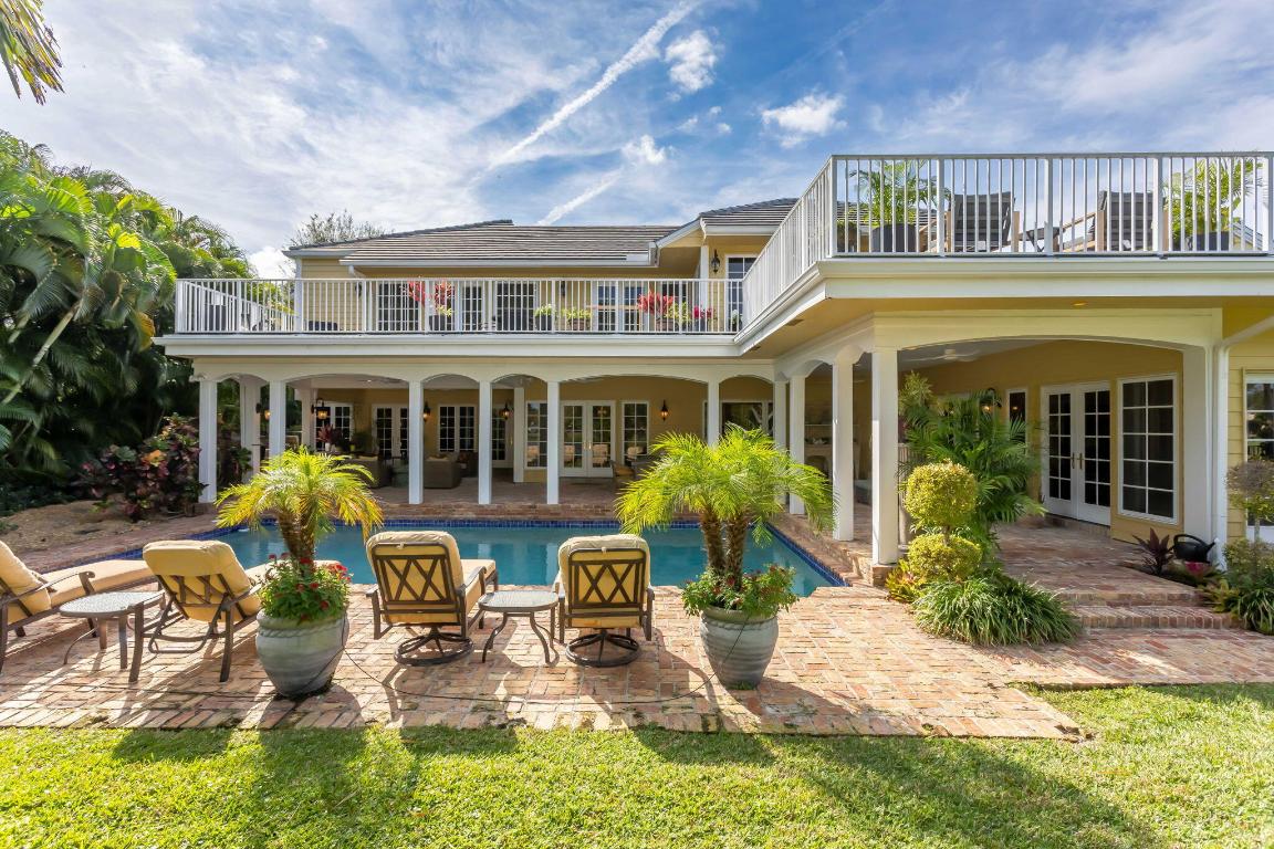 2883 Banyan Boulevard Circle NW