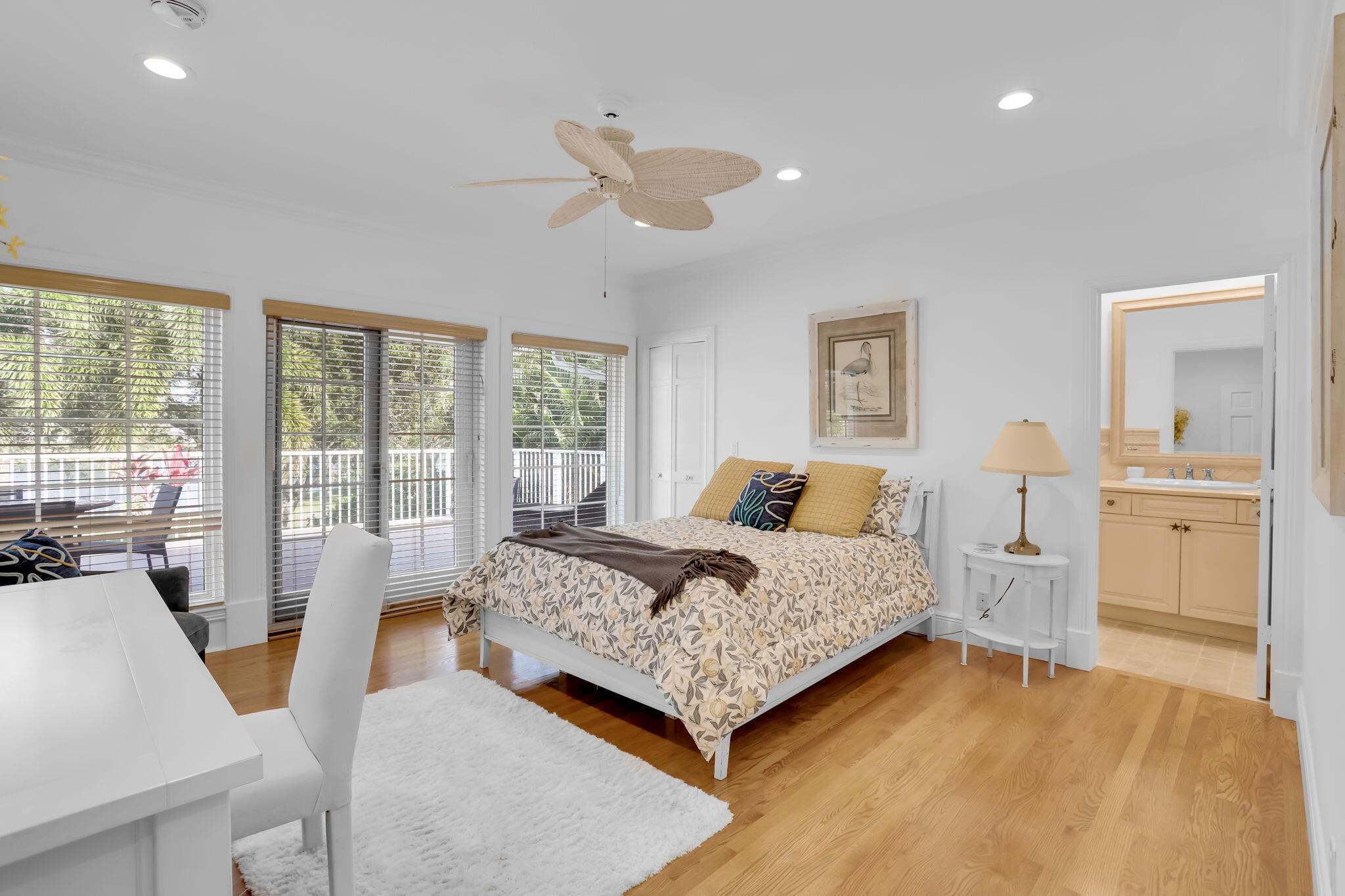 2883 Banyan Boulevard Circle NW