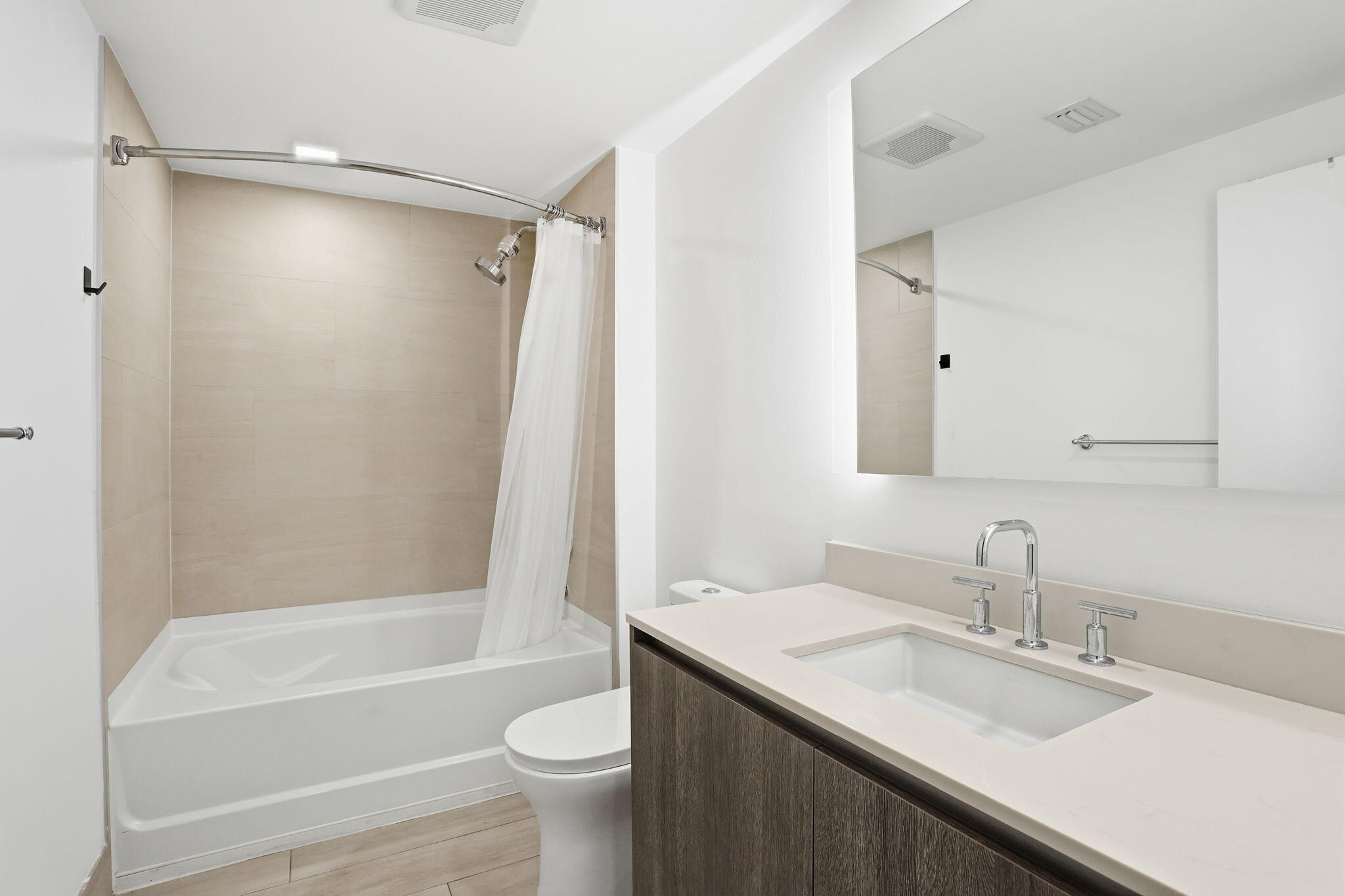 111 SE 1st Avenue 218