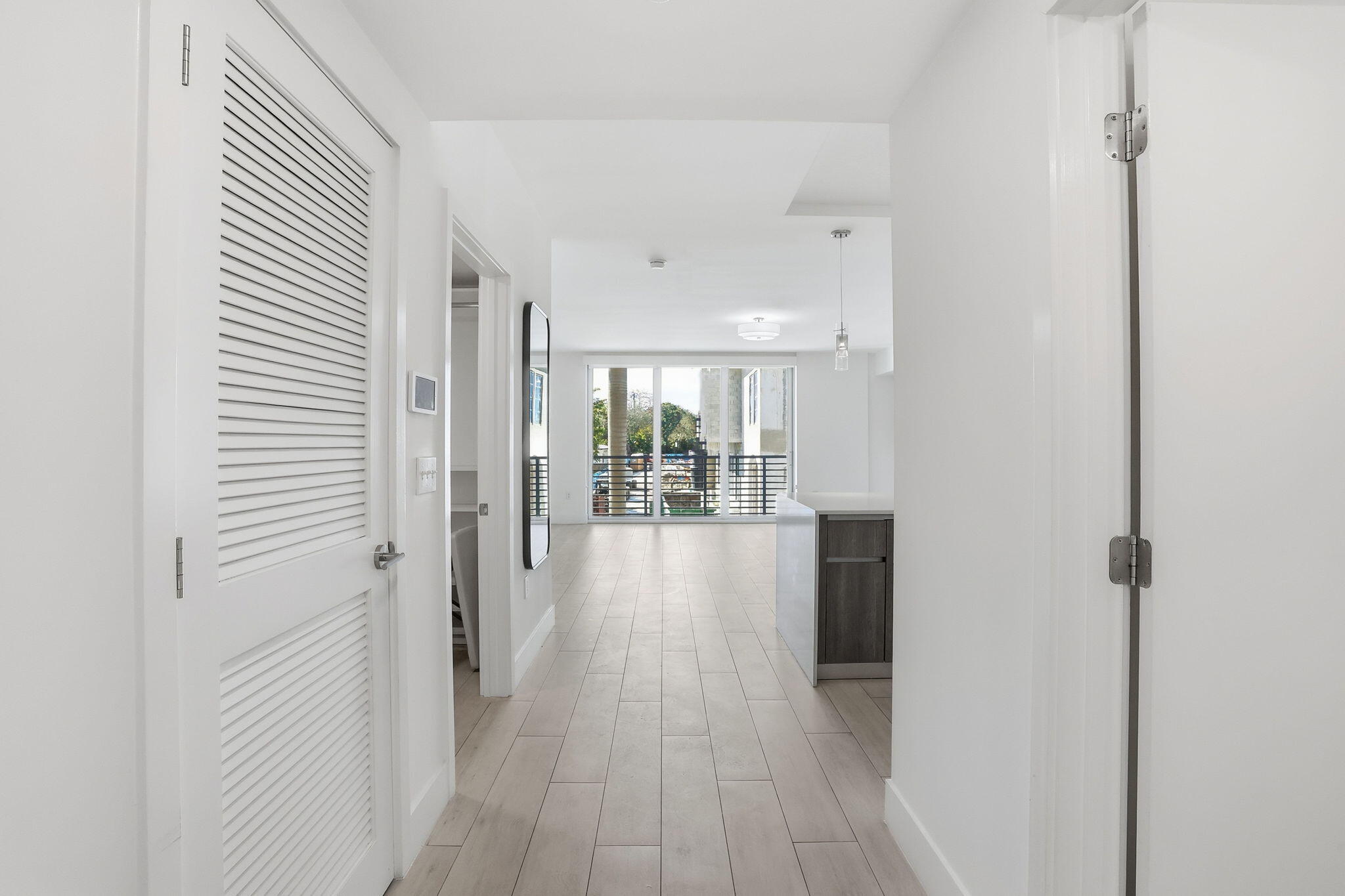 111 SE 1st Avenue 218