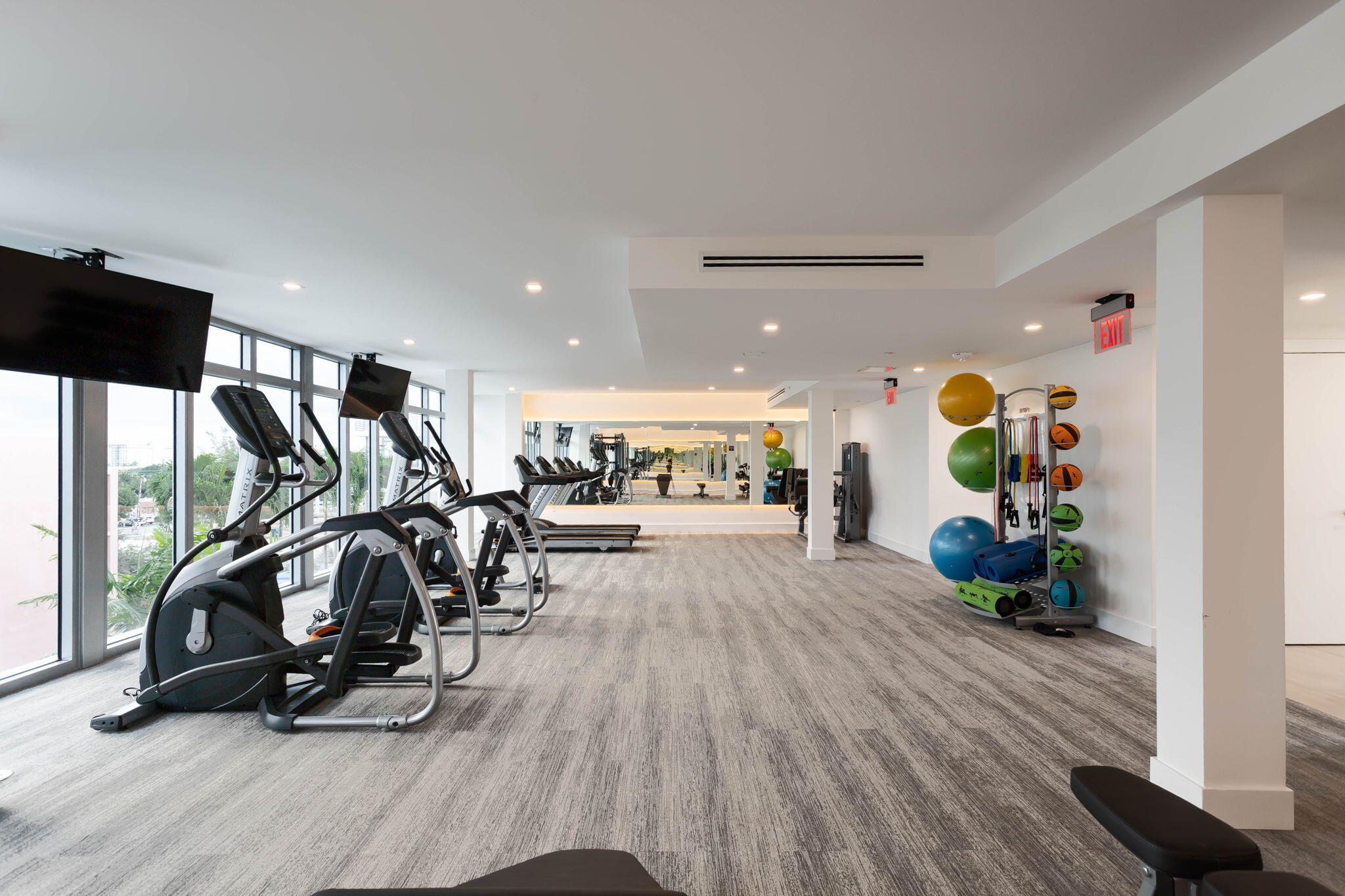 111 SE 1st Avenue 218