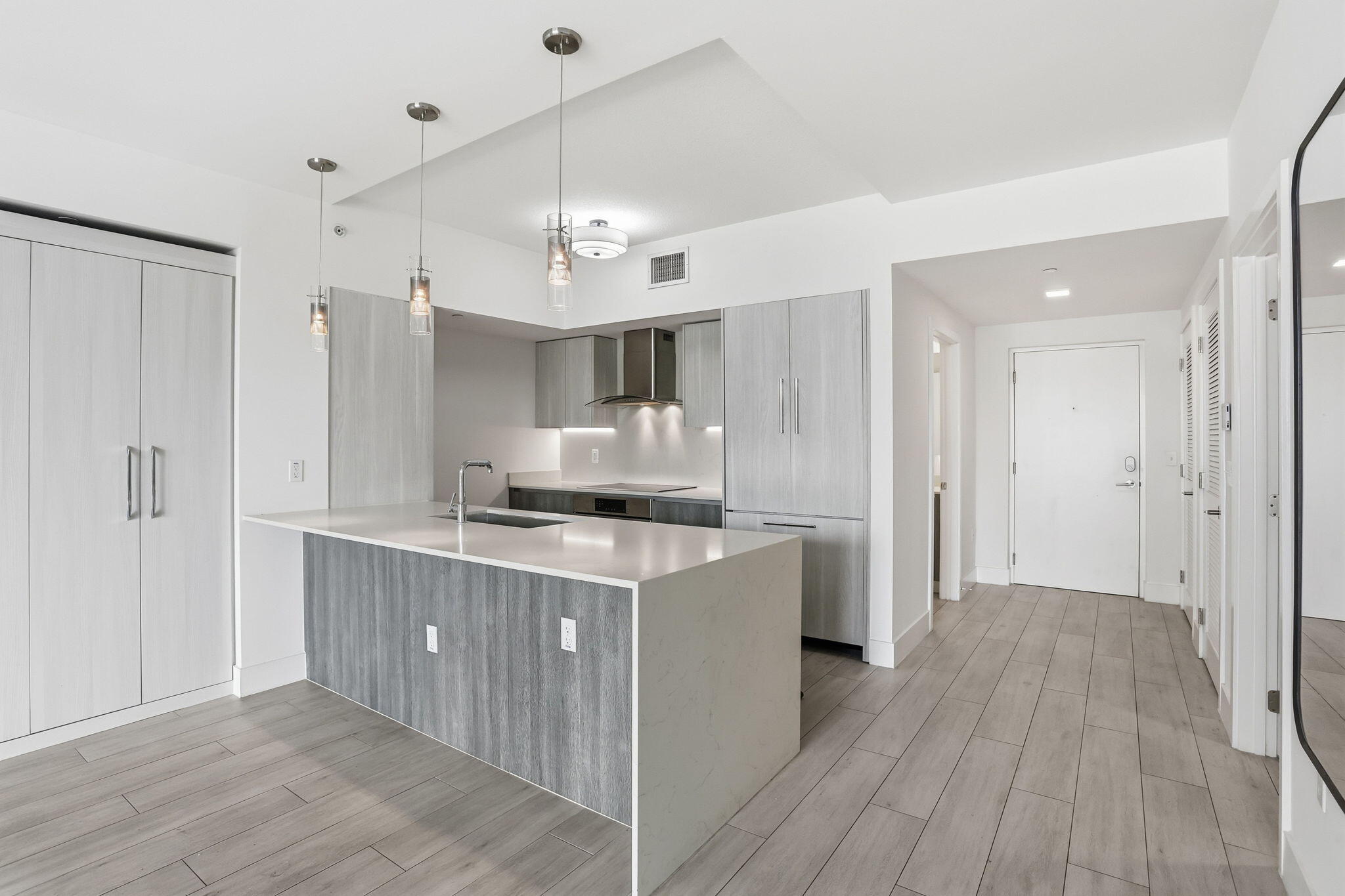 111 SE 1st Avenue 218