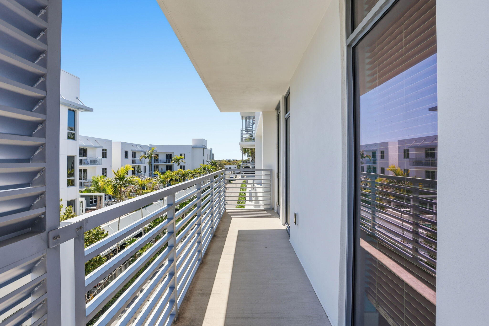 111 SE 1st Avenue 420