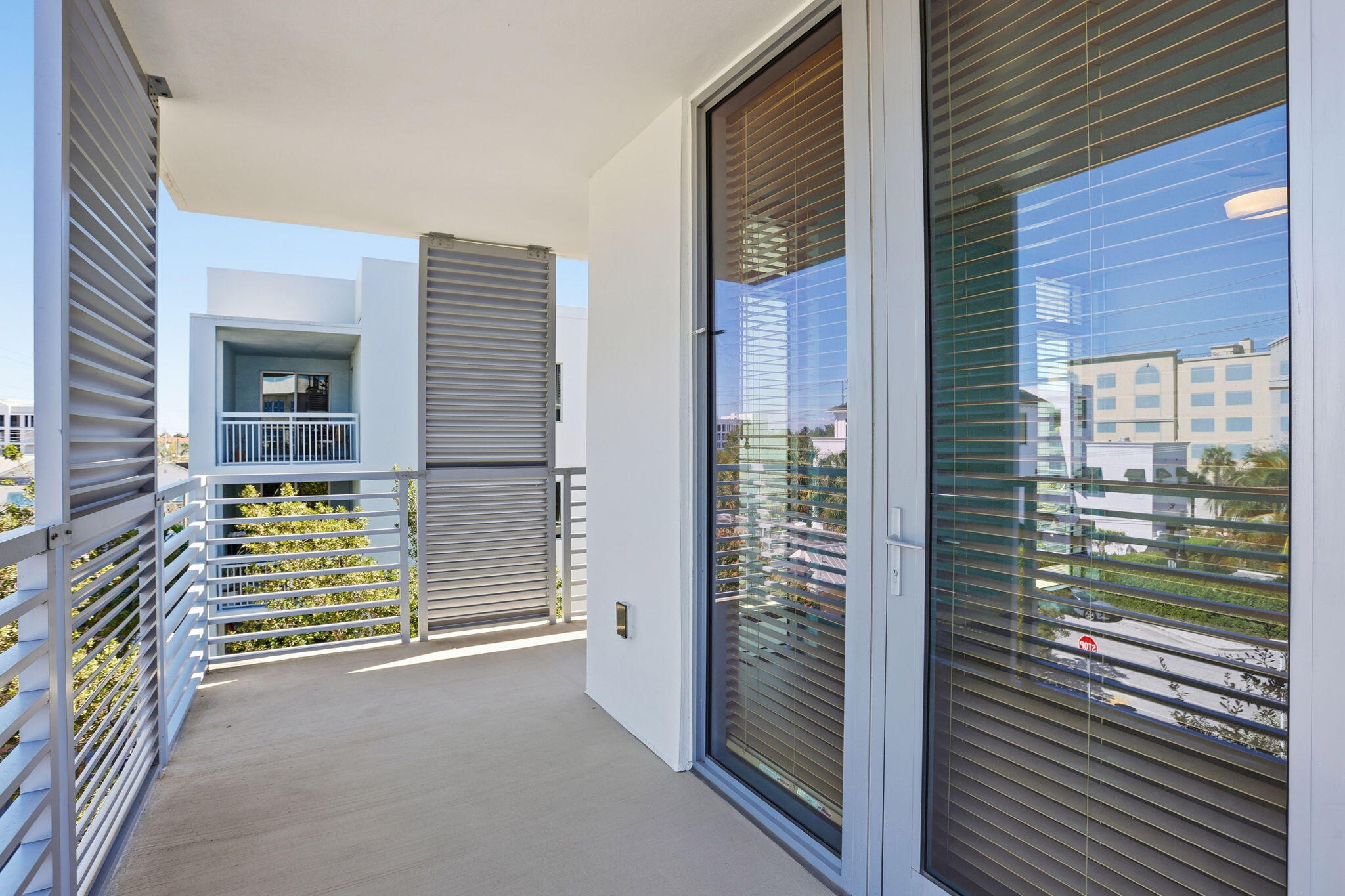 111 SE 1st Avenue 420
