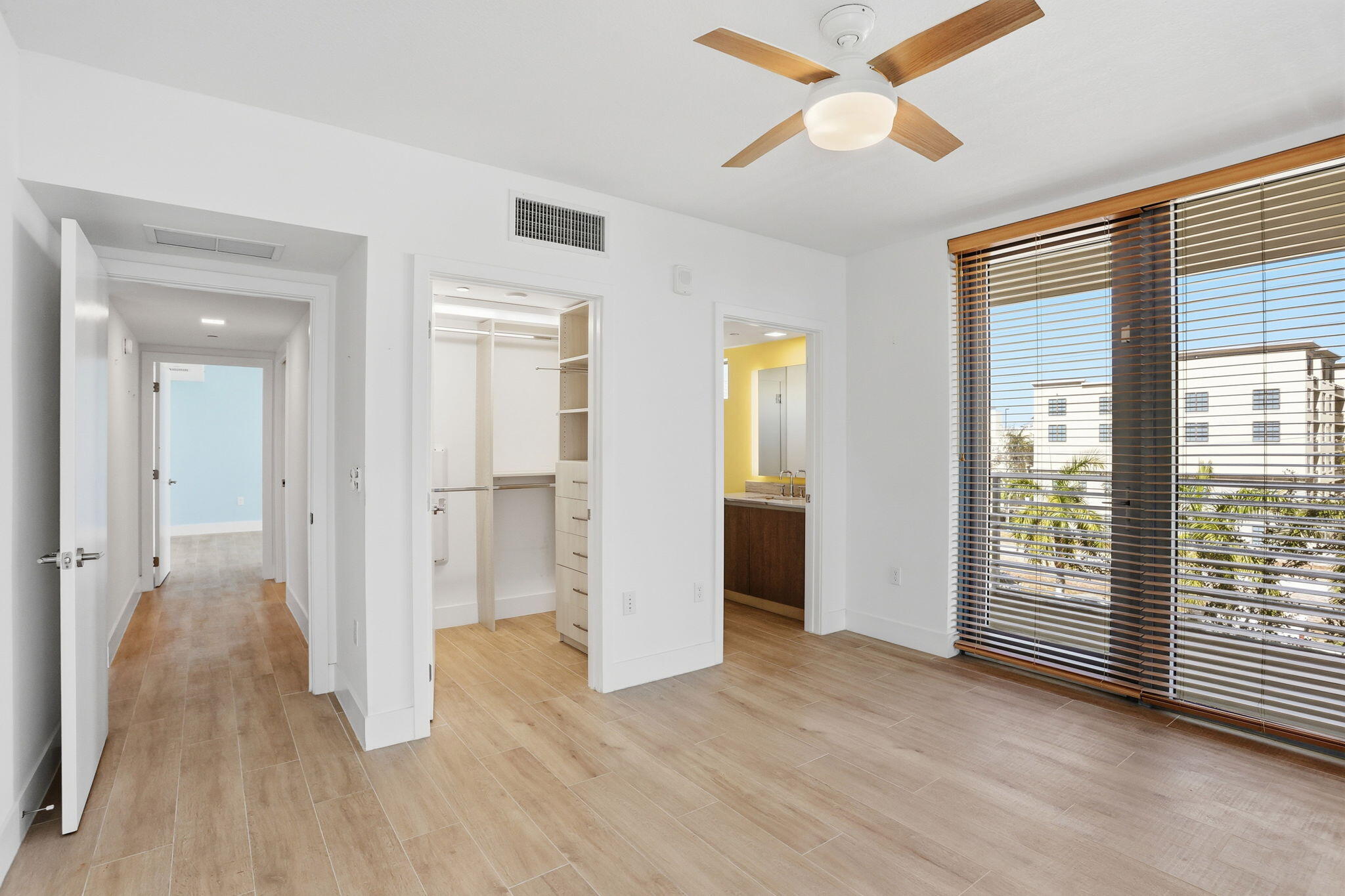 111 SE 1st Avenue 420