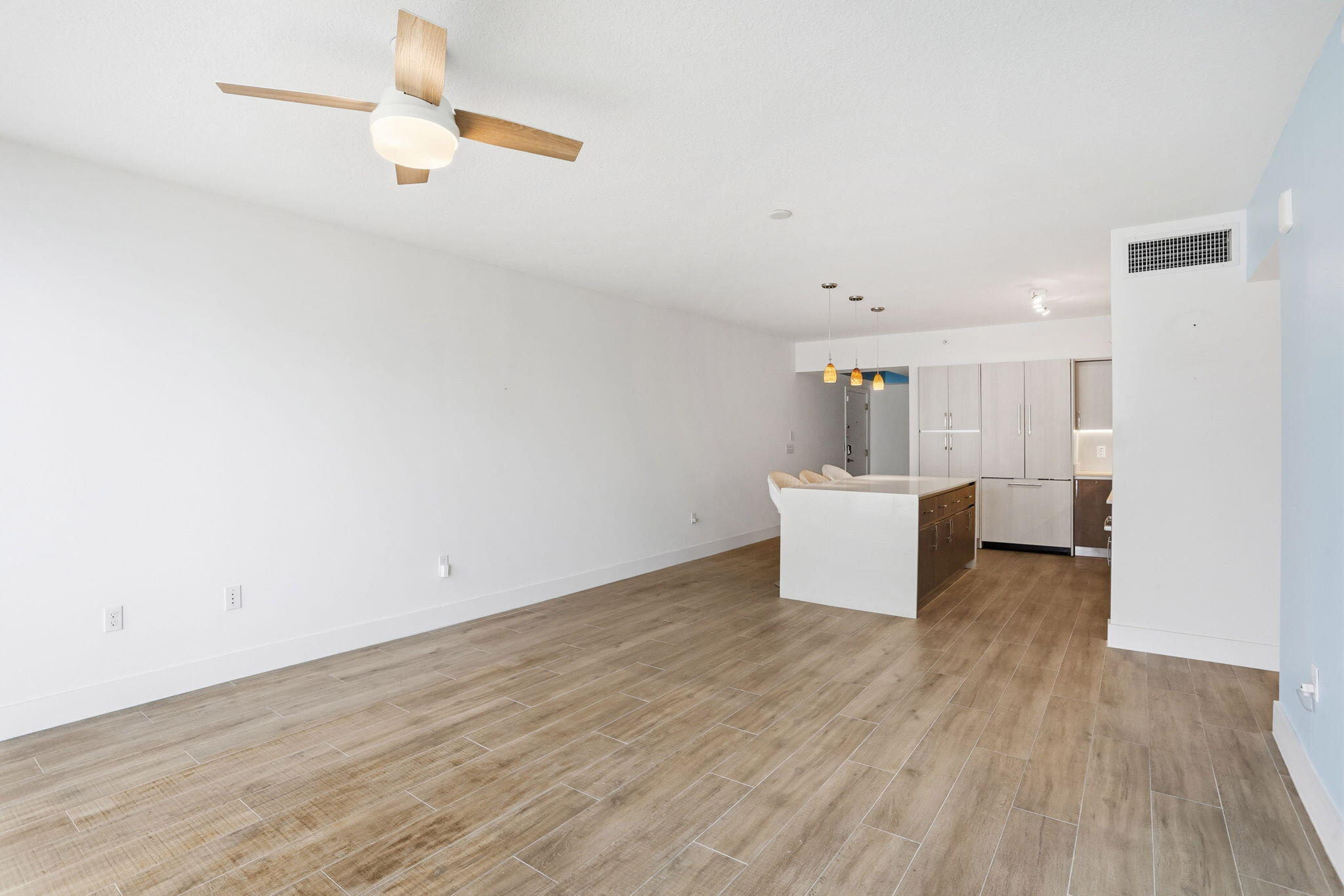 111 SE 1st Avenue 420