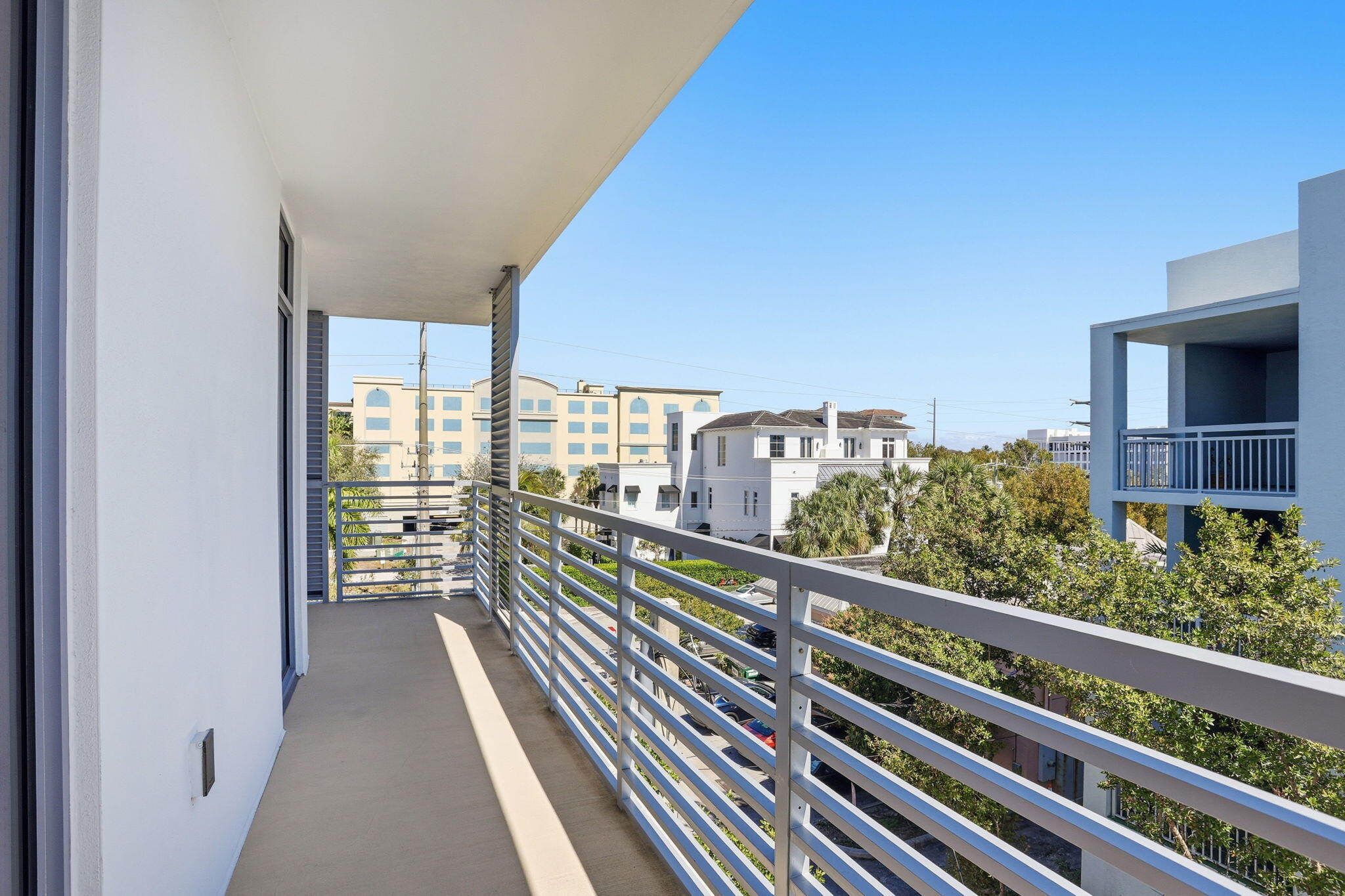 111 SE 1st Avenue 420