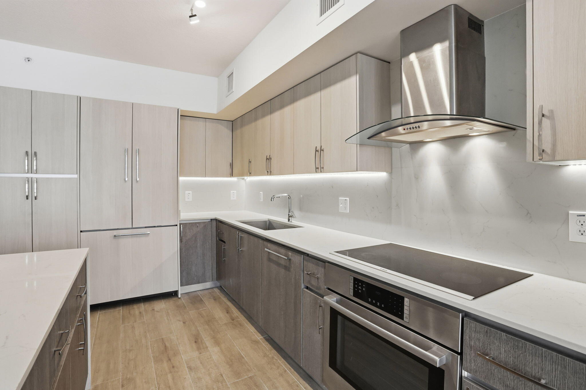 111 SE 1st Avenue 420