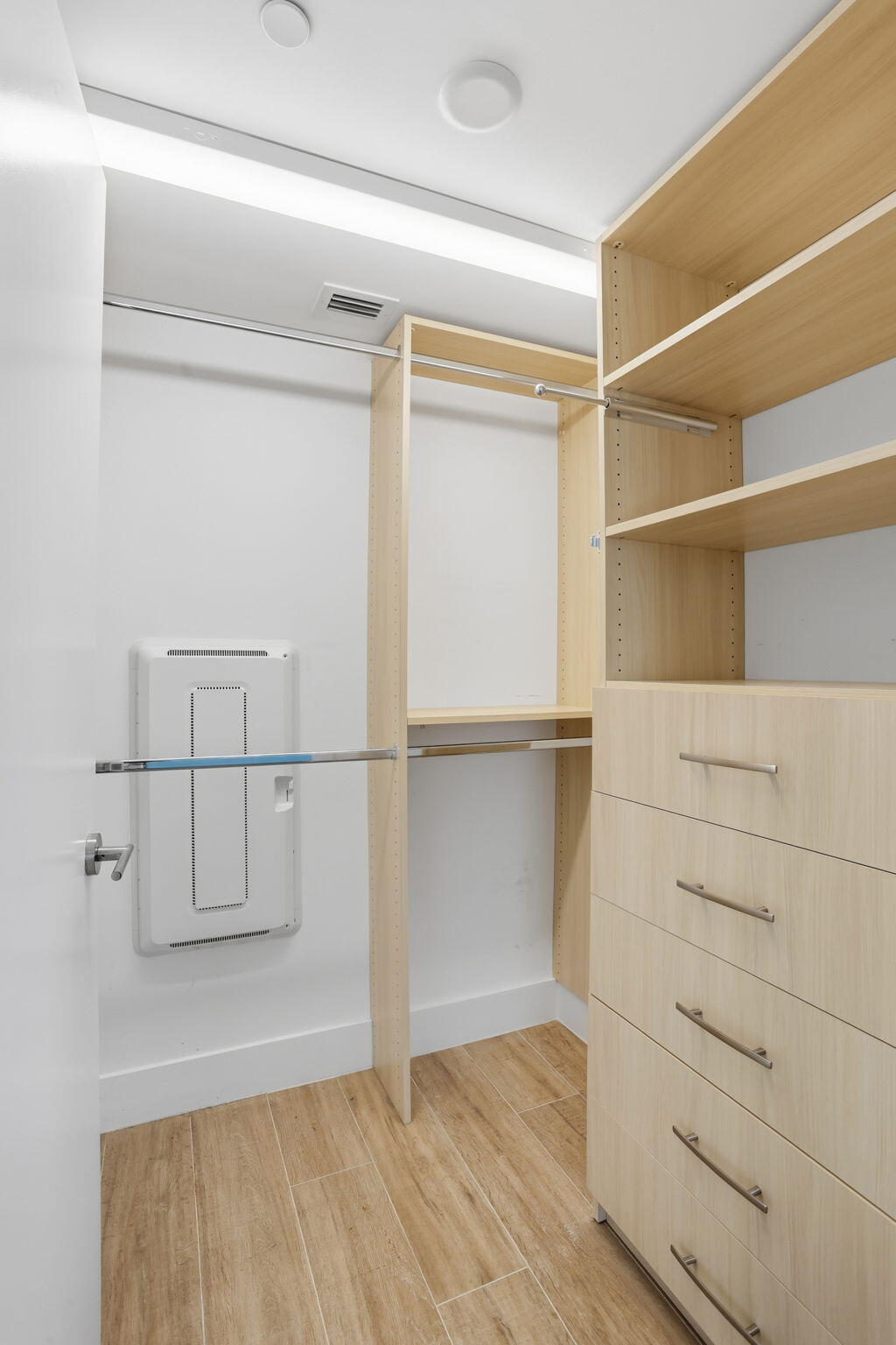 111 SE 1st Avenue 420