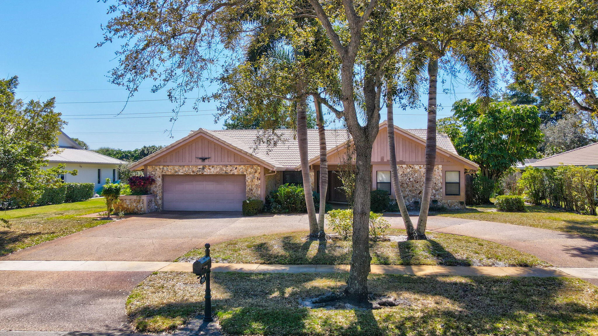 2910 Banyan Boulevard Circle NW
