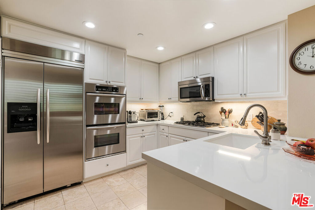 5625 W Crescent Parkway 205