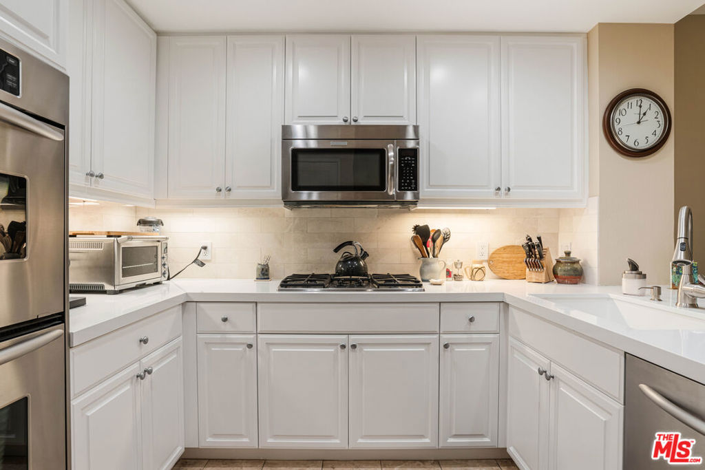 5625 W Crescent Parkway 205