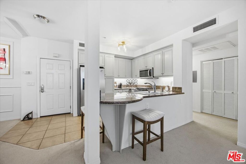 13044 Pacific Promenade 207