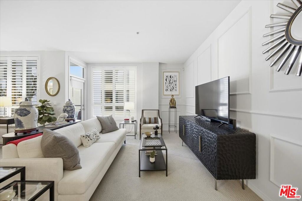 13044 Pacific Promenade 207