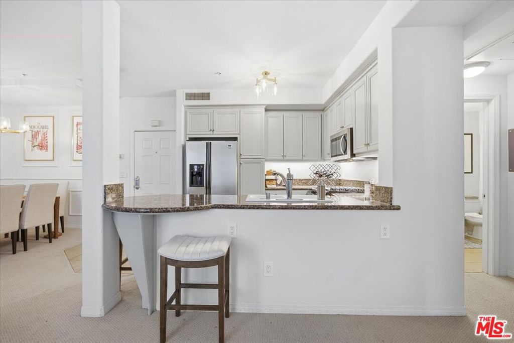 13044 Pacific Promenade 207