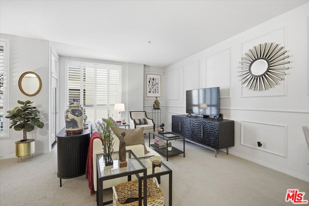 13044 Pacific Promenade 207