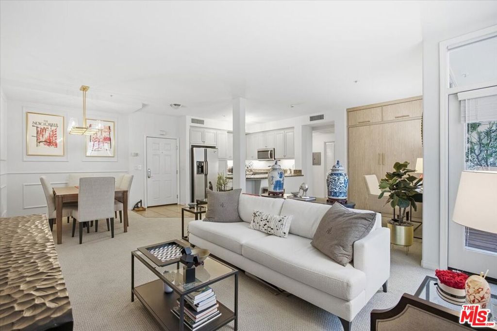 13044 Pacific Promenade 207