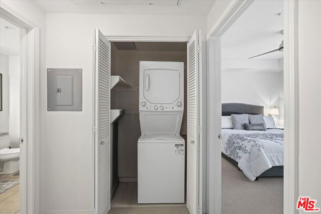 13044 Pacific Promenade 207