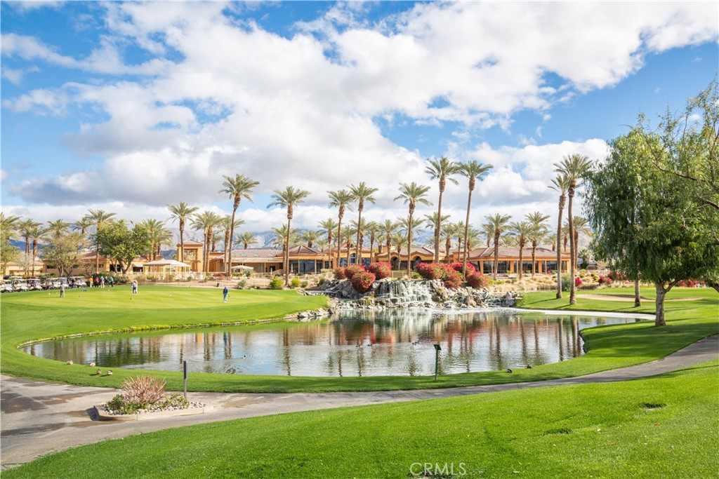 38217 Grand Oaks Avenue