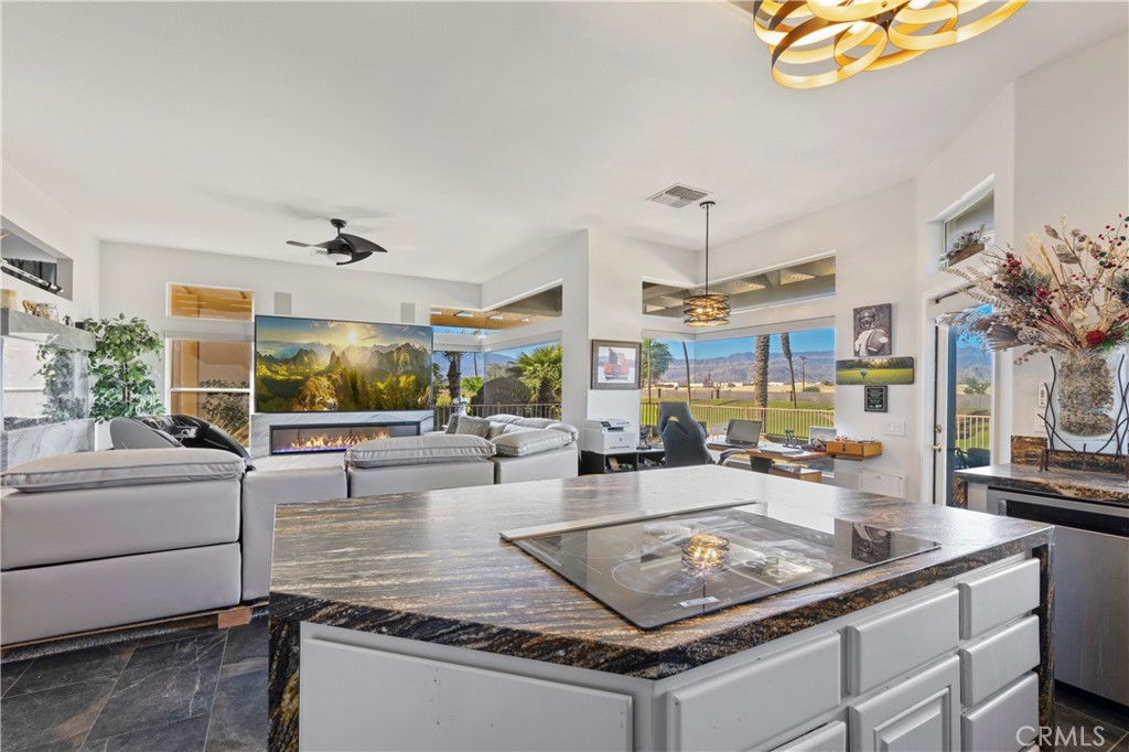 38217 Grand Oaks Avenue