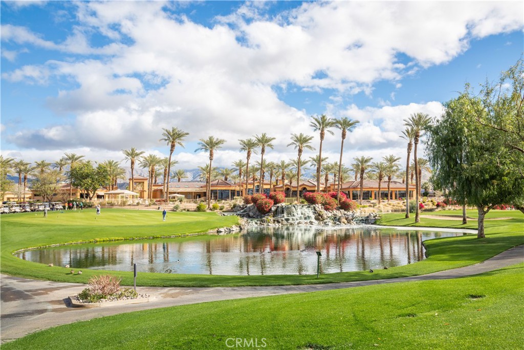 38217 Grand Oaks Avenue