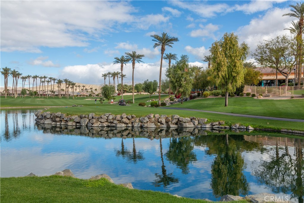 38217 Grand Oaks Avenue